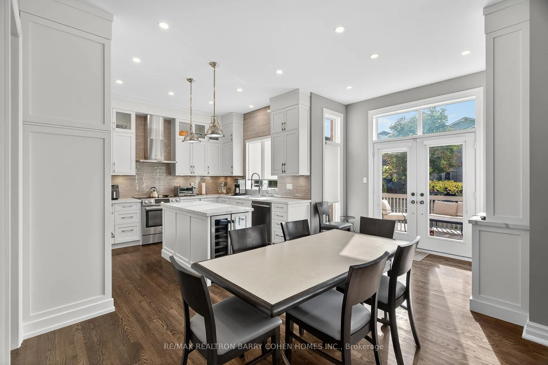 Photo 10 of 471 Cranbrooke Avenue, Toronto, Bedford Park-Nortown — HOMEH