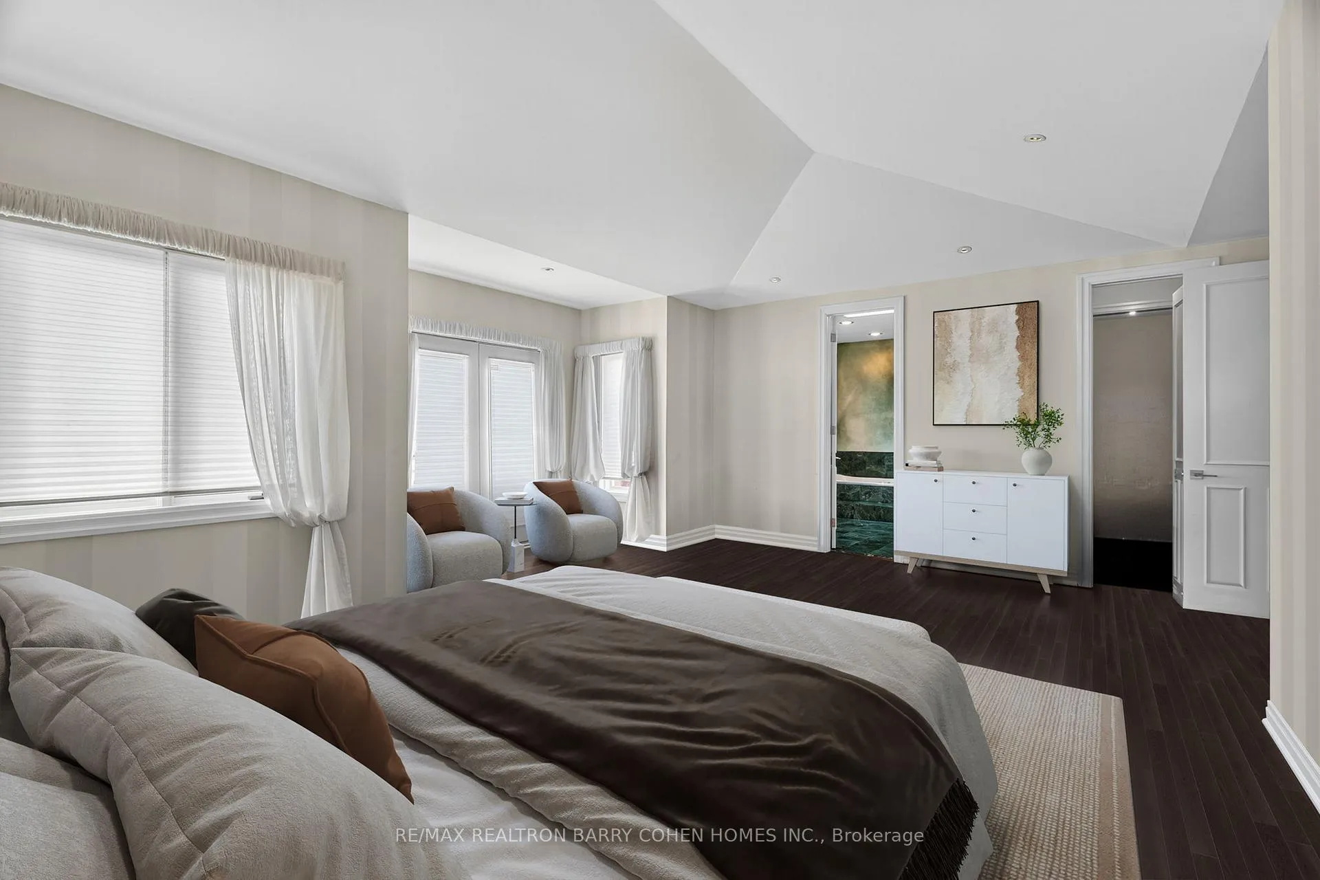 Photo 17 of 471 Cranbrooke Avenue, Toronto, Bedford Park-Nortown — HOMEH
