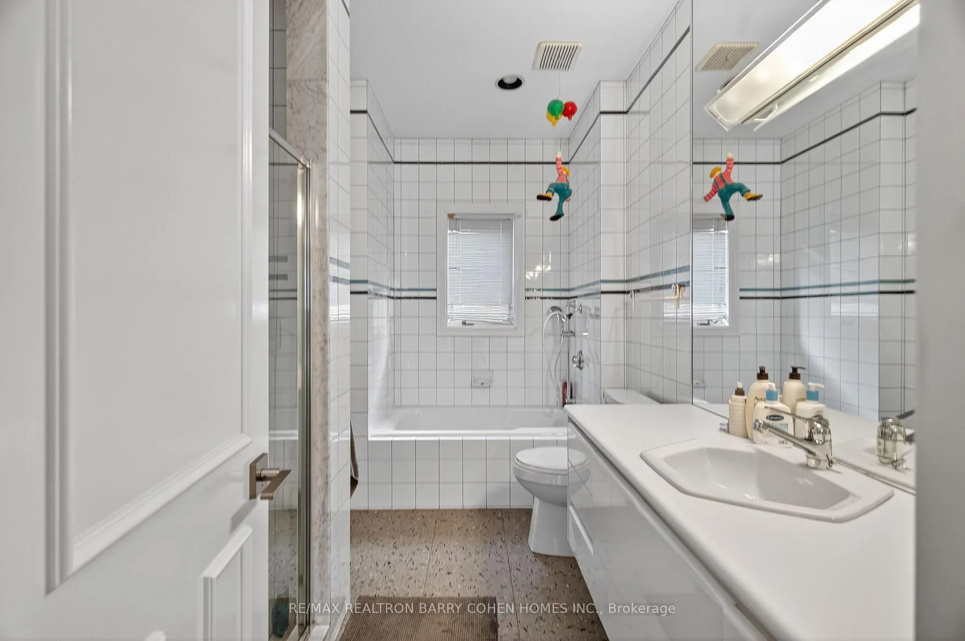 Photo 25 of 471 Cranbrooke Avenue, Toronto, Bedford Park-Nortown — HOMEH