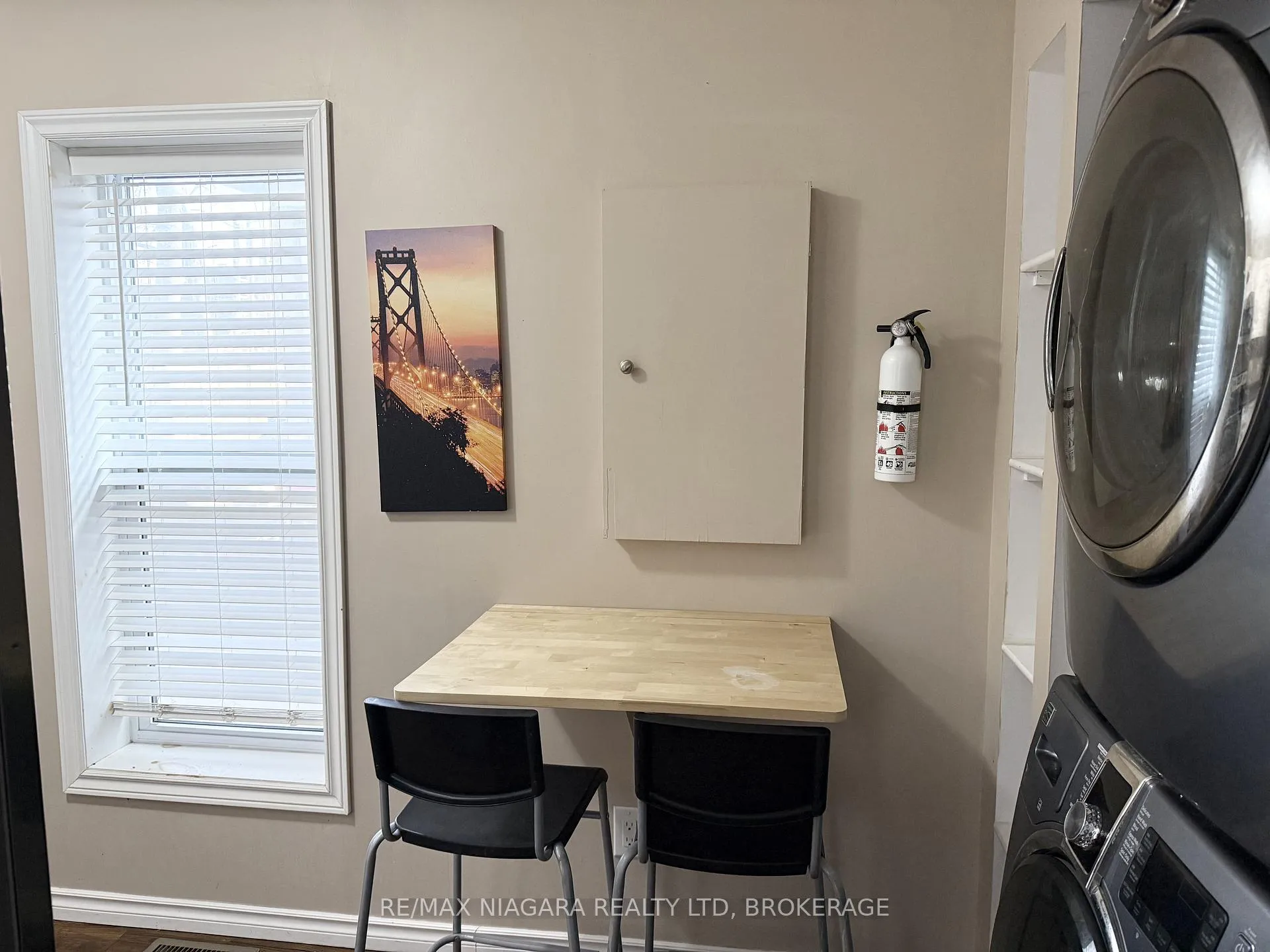 Photo 10 of Unit Unit 2, 4686 Zimmerman Avenue, Niagara Falls, Downtown — HOMEH