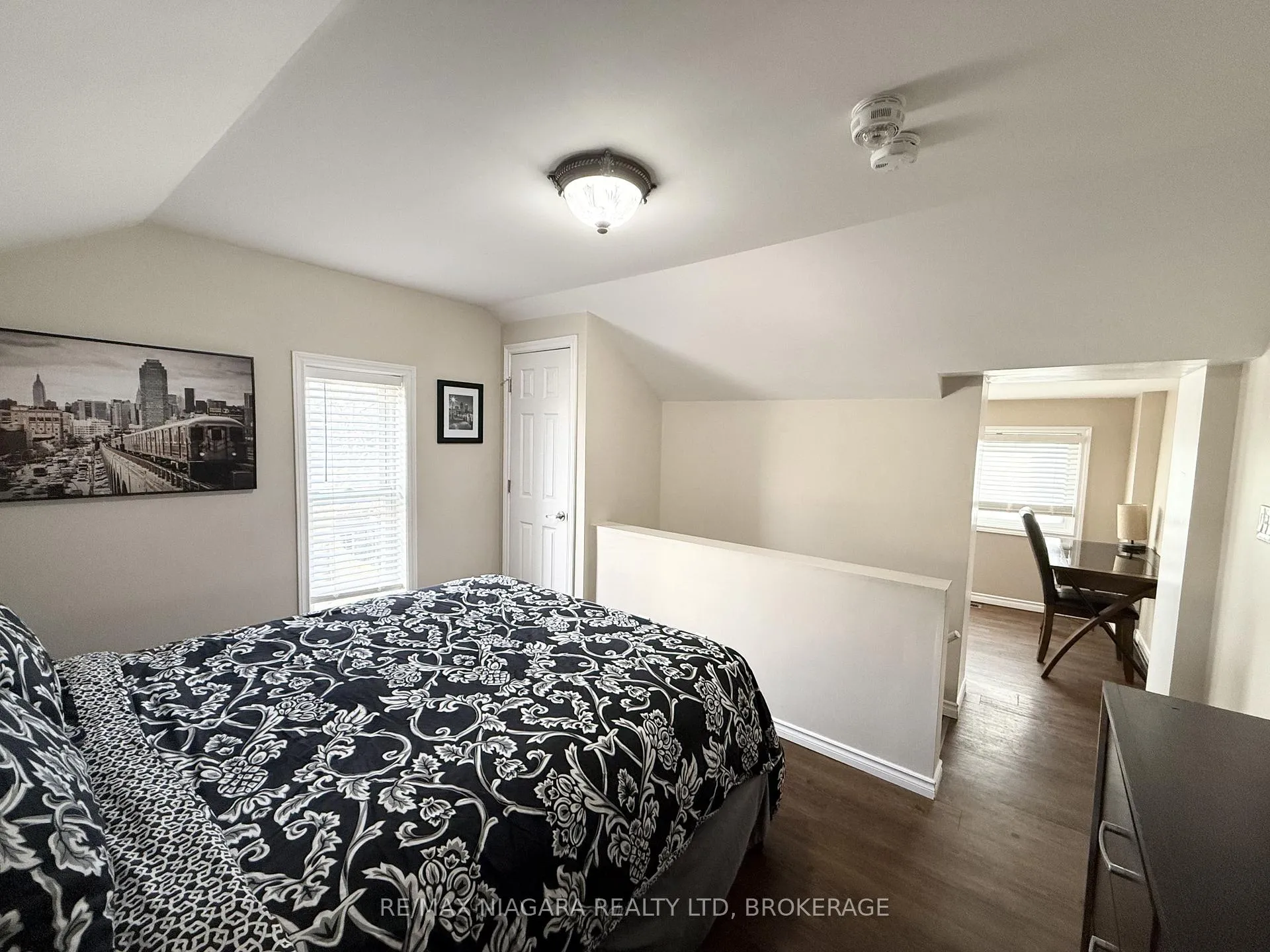 Photo 23 of Unit Unit 2, 4686 Zimmerman Avenue, Niagara Falls, Downtown — HOMEH