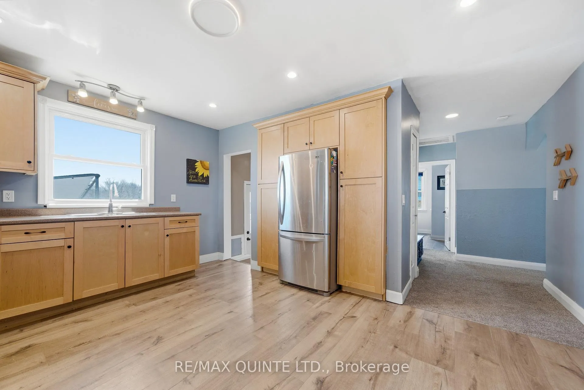 Photo 3 of 13 Sutcliffe Boulevard, Quinte West, Trenton Ward — HOMEH