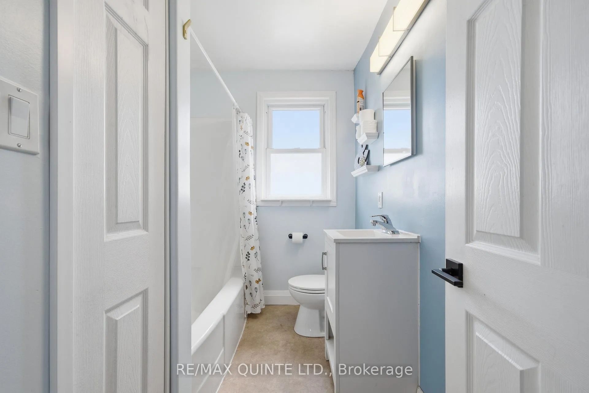 Photo 23 of 13 Sutcliffe Boulevard, Quinte West, Trenton Ward — HOMEH