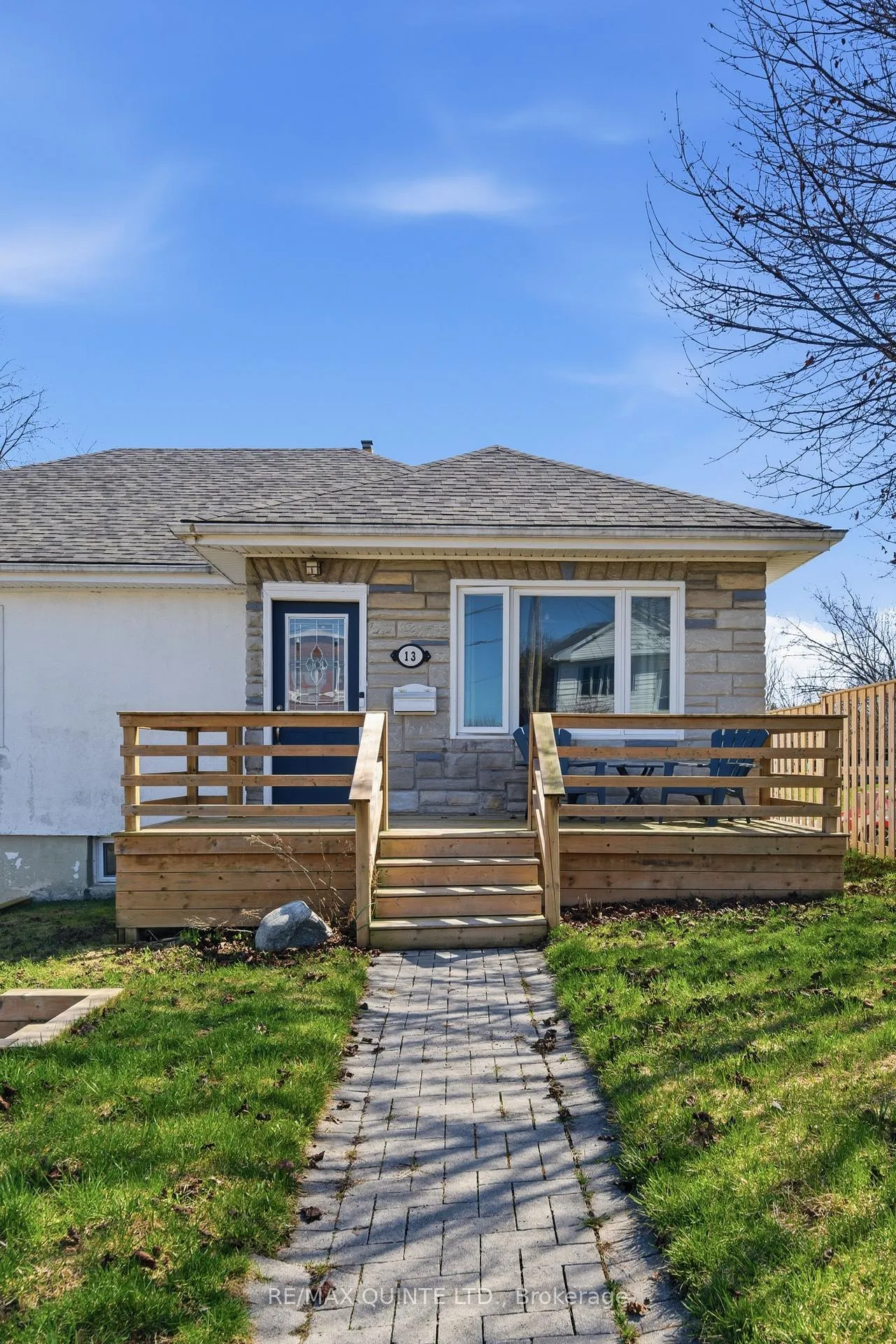 Photo 45 of 13 Sutcliffe Boulevard, Quinte West, Trenton Ward — HOMEH