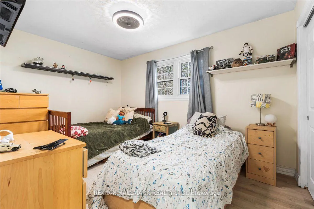 Photo 18 of 8 Lakeview Heights, Brighton — HOMEH