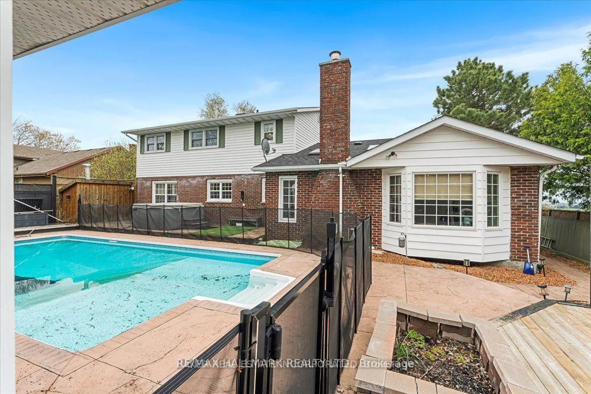 Photo 28 of 8 Lakeview Heights, Brighton — HOMEH