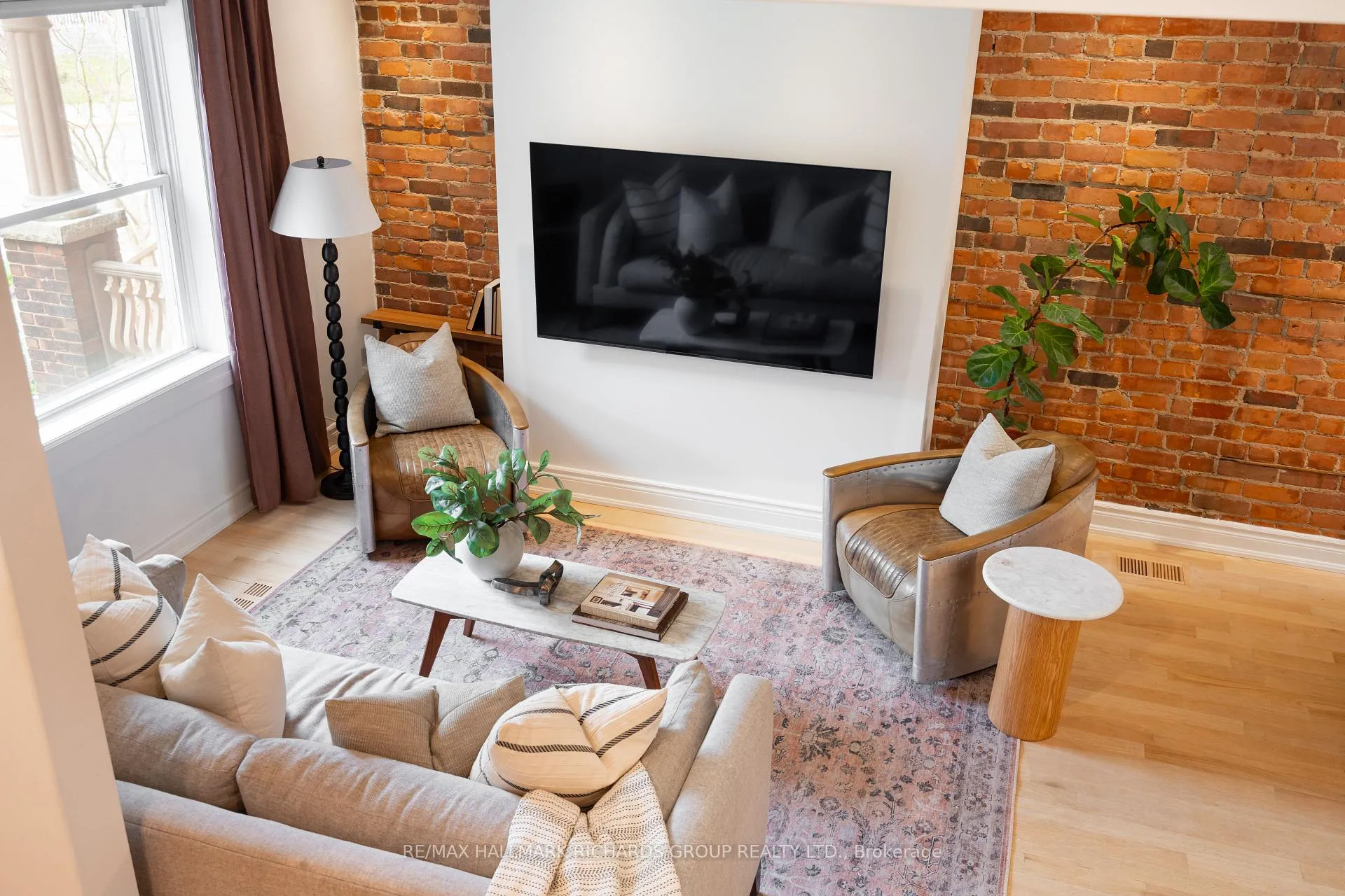 Photo 6 of 47 Sparkhall Avenue, Toronto, North Riverdale — HOMEH