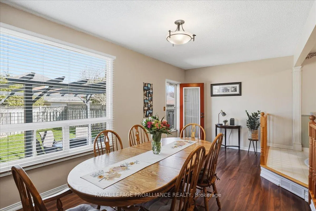 Photo 28 of 10 Fieldcrest Avenue, Clarington, Courtice — HOMEH