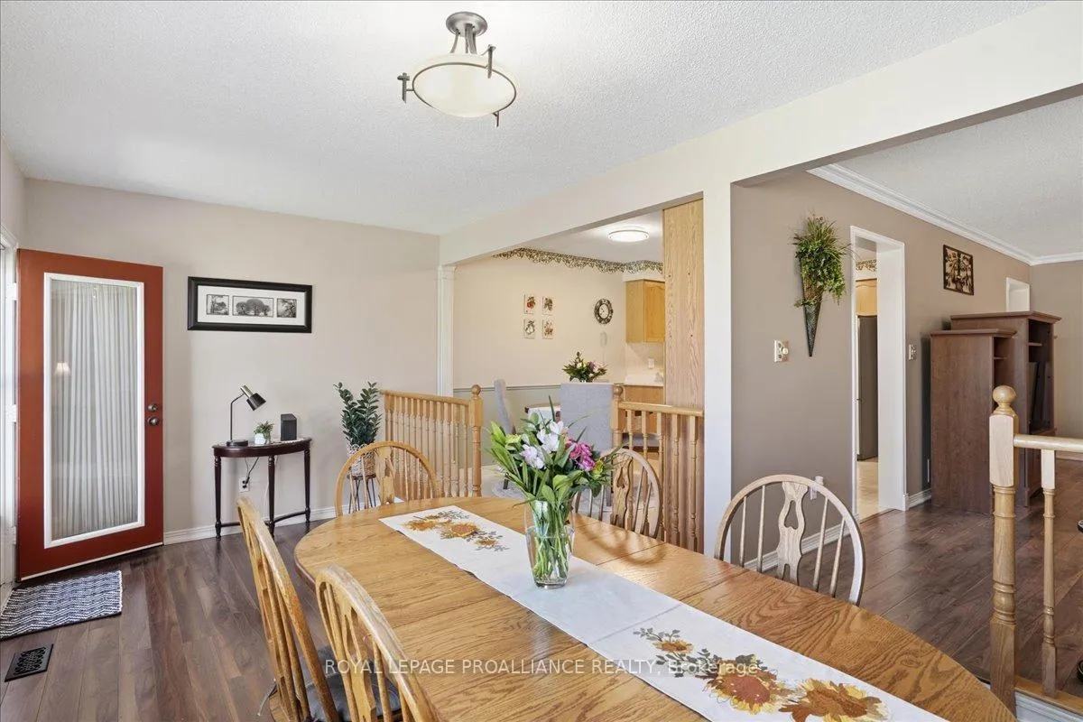 Photo 29 of 10 Fieldcrest Avenue, Clarington, Courtice — HOMEH