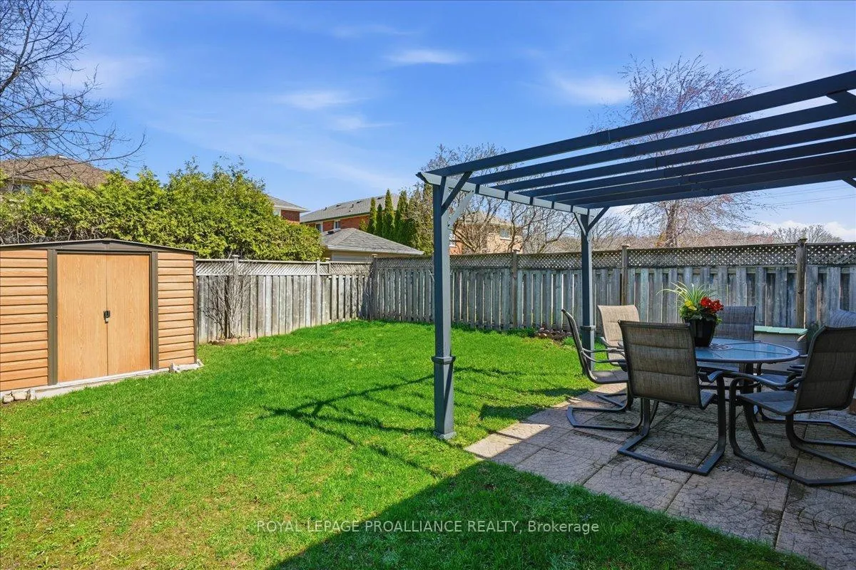 Photo 41 of 10 Fieldcrest Avenue, Clarington, Courtice — HOMEH
