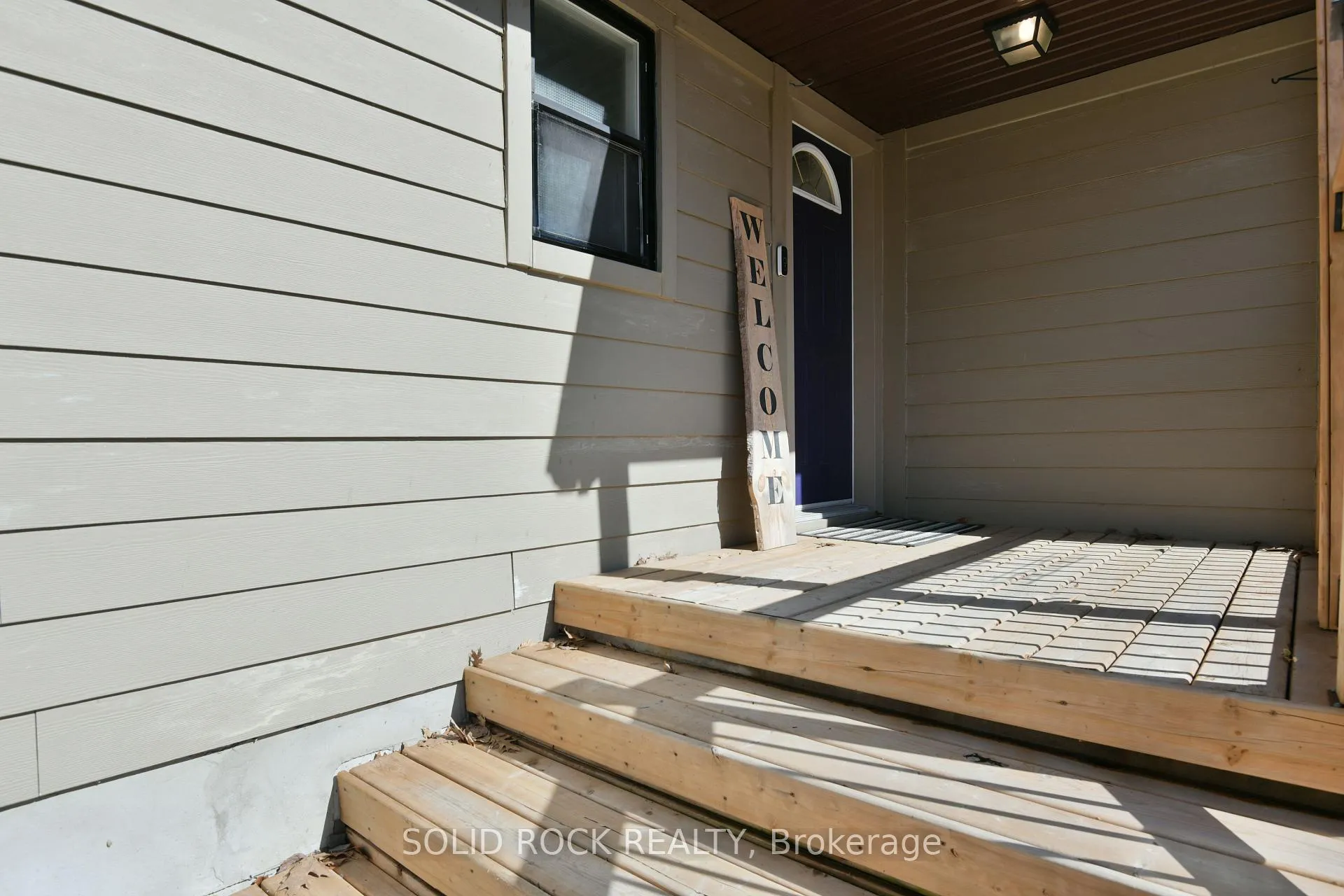 Photo 5 of 134 Holiday Drive, Ottawa, Constance Bay — HOMEH
