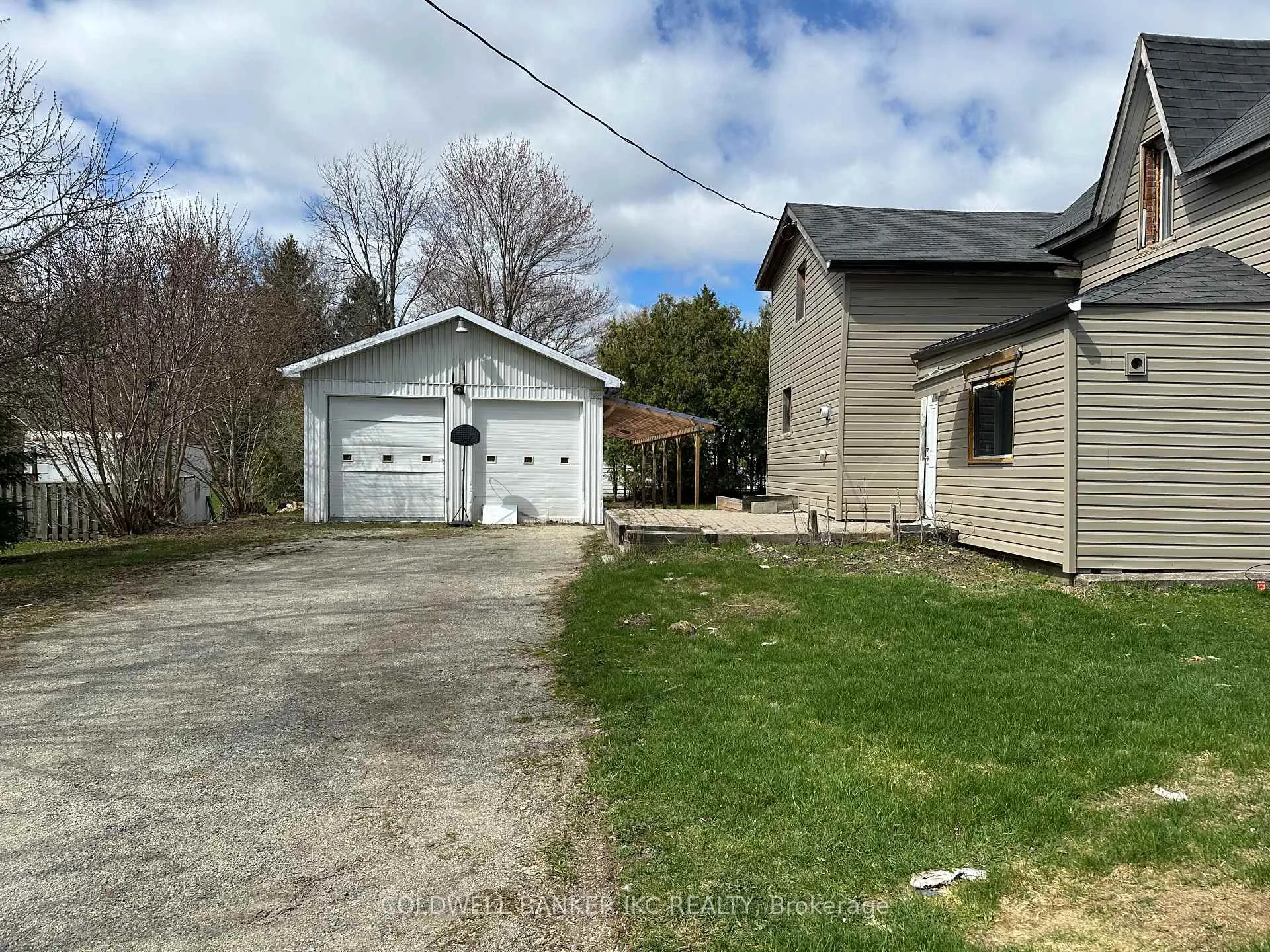 Photo 1 of 2122 Adjala Tecumseth, Adjala-Tosorontio, Colgan — HOMEH
