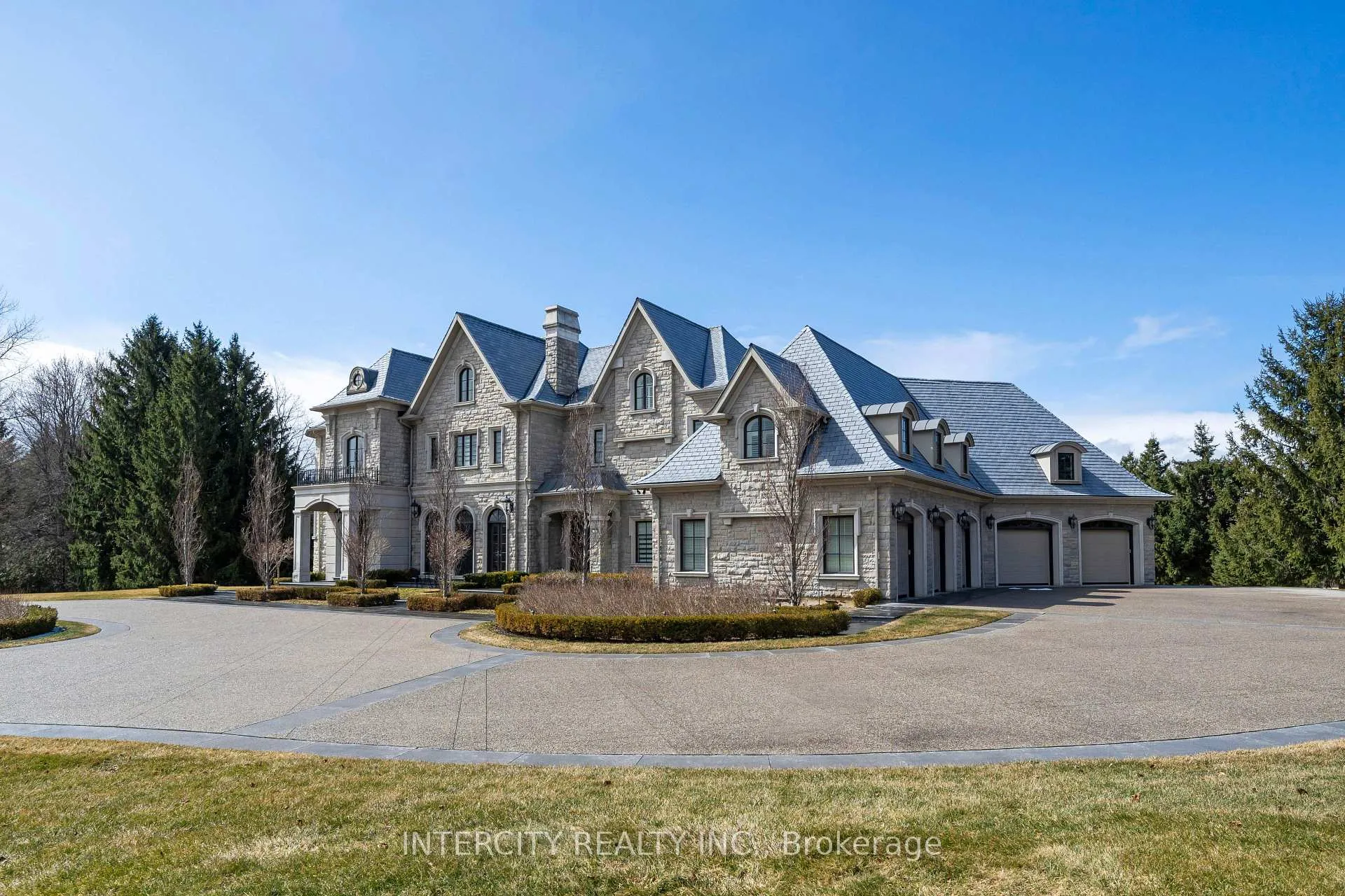 Photo 1 of 20 Orico Court, Vaughan, Kleinburg — HOMEH