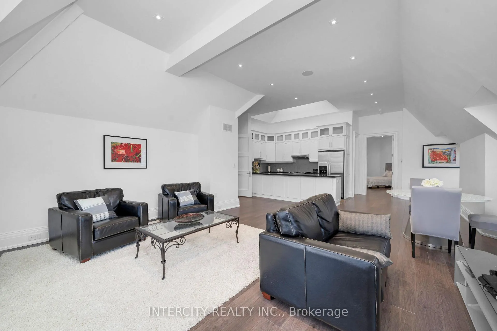 Photo 20 of 20 Orico Court, Vaughan, Kleinburg — HOMEH