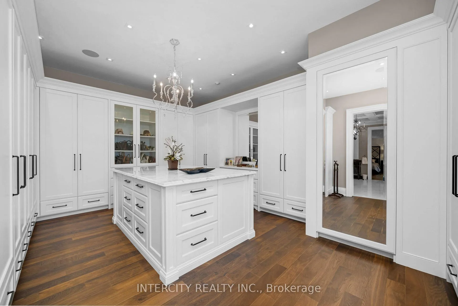 Photo 35 of 20 Orico Court, Vaughan, Kleinburg — HOMEH