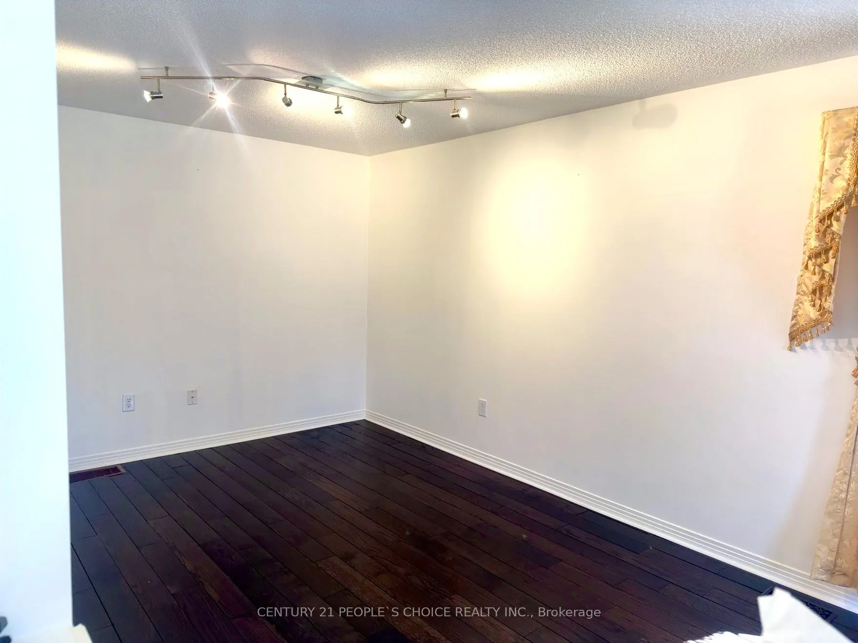 Photo 12 of 79 Beare Trail, Newmarket, Woodland Hill — HOMEH