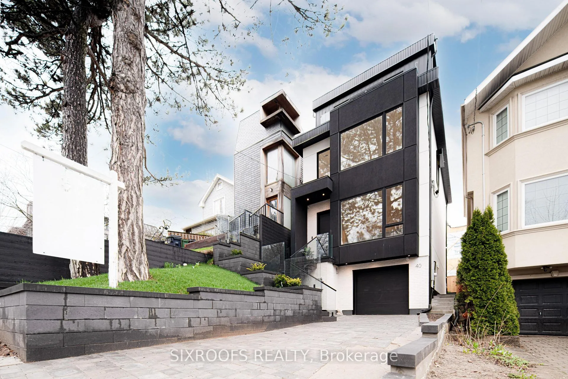Front of 40 Morningside Avenue