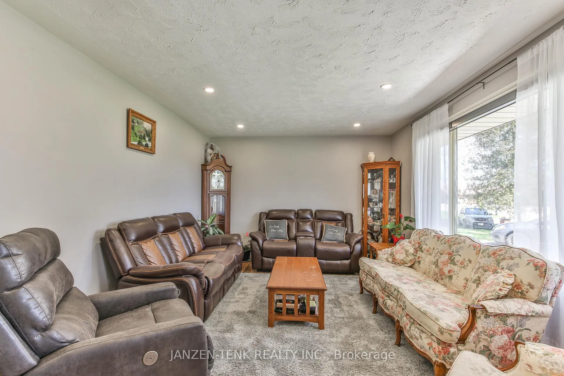 Photo 5 of 6551 Springfield Road, Malahide, Mount Salem — HOMEH