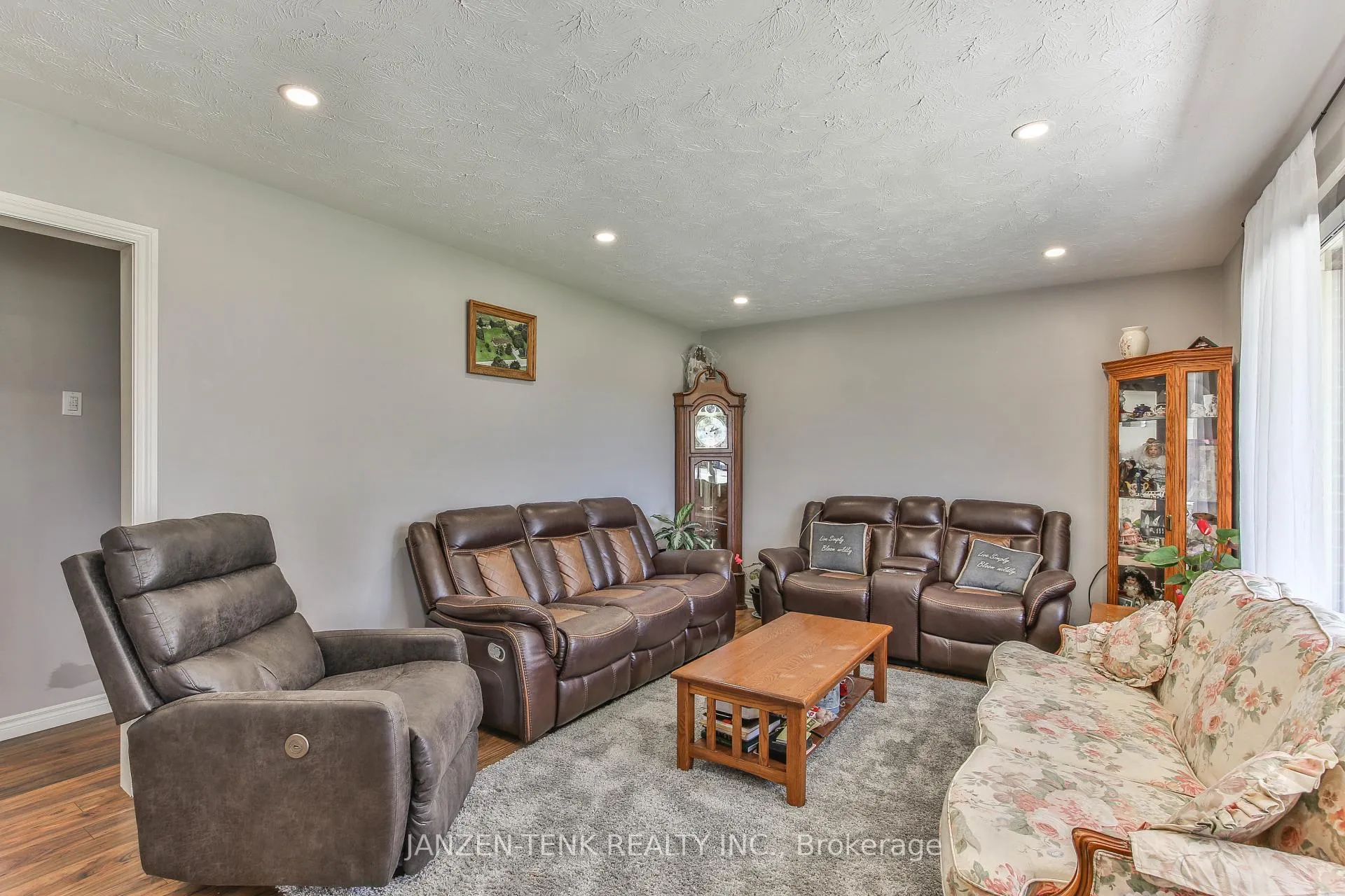 Photo 6 of 6551 Springfield Road, Malahide, Mount Salem — HOMEH