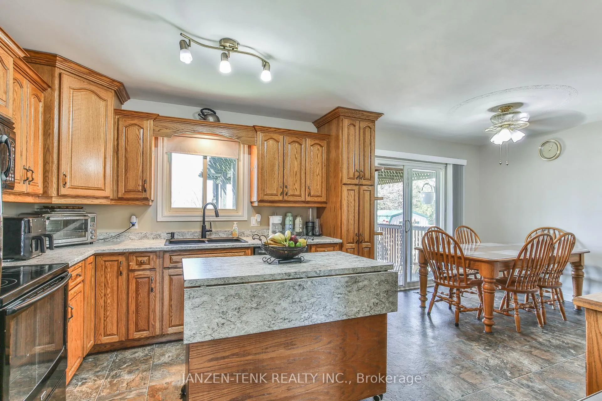 Photo 9 of 6551 Springfield Road, Malahide, Mount Salem — HOMEH