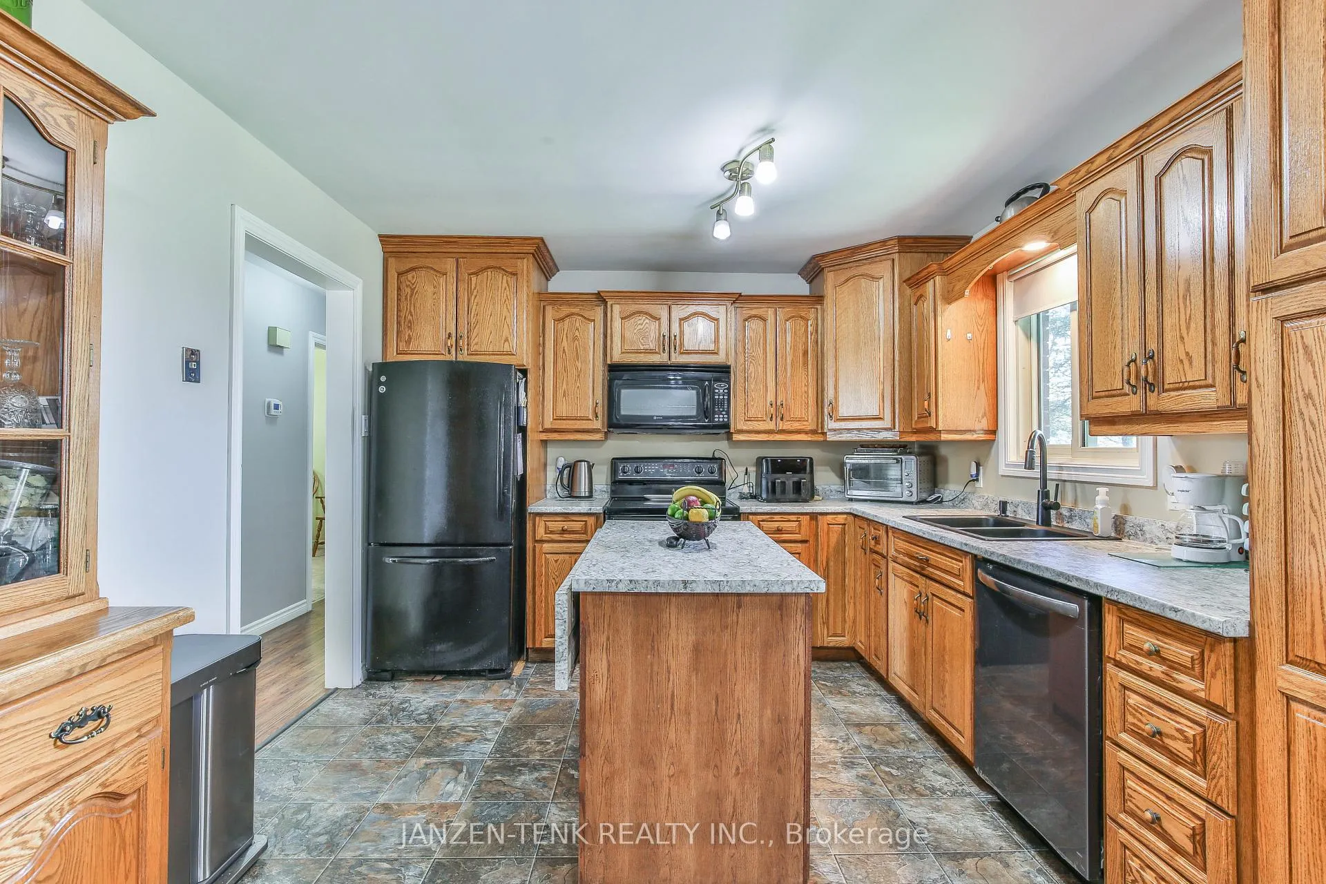 Photo 11 of 6551 Springfield Road, Malahide, Mount Salem — HOMEH
