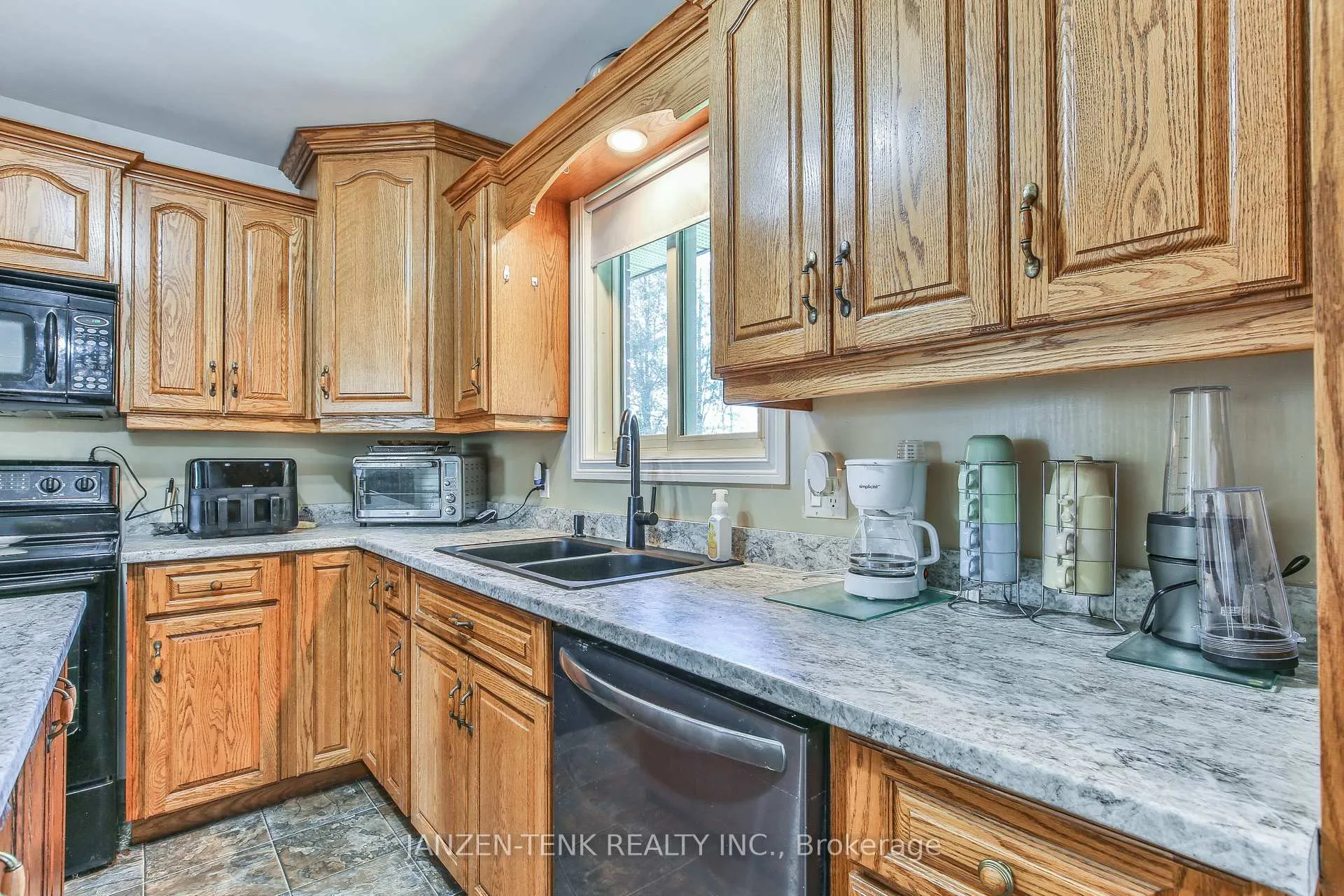 Photo 13 of 6551 Springfield Road, Malahide, Mount Salem — HOMEH