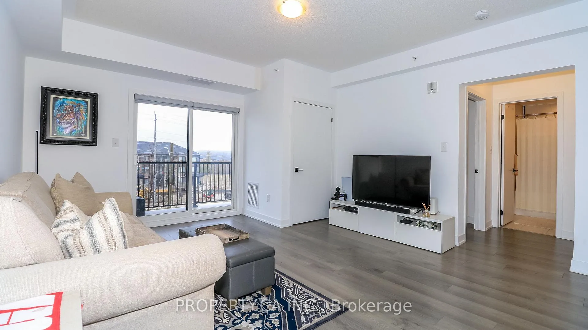 Photo 7 of Unit 212, 4 Spice Way, Barrie, Rural Barrie Southeast — HOMEH