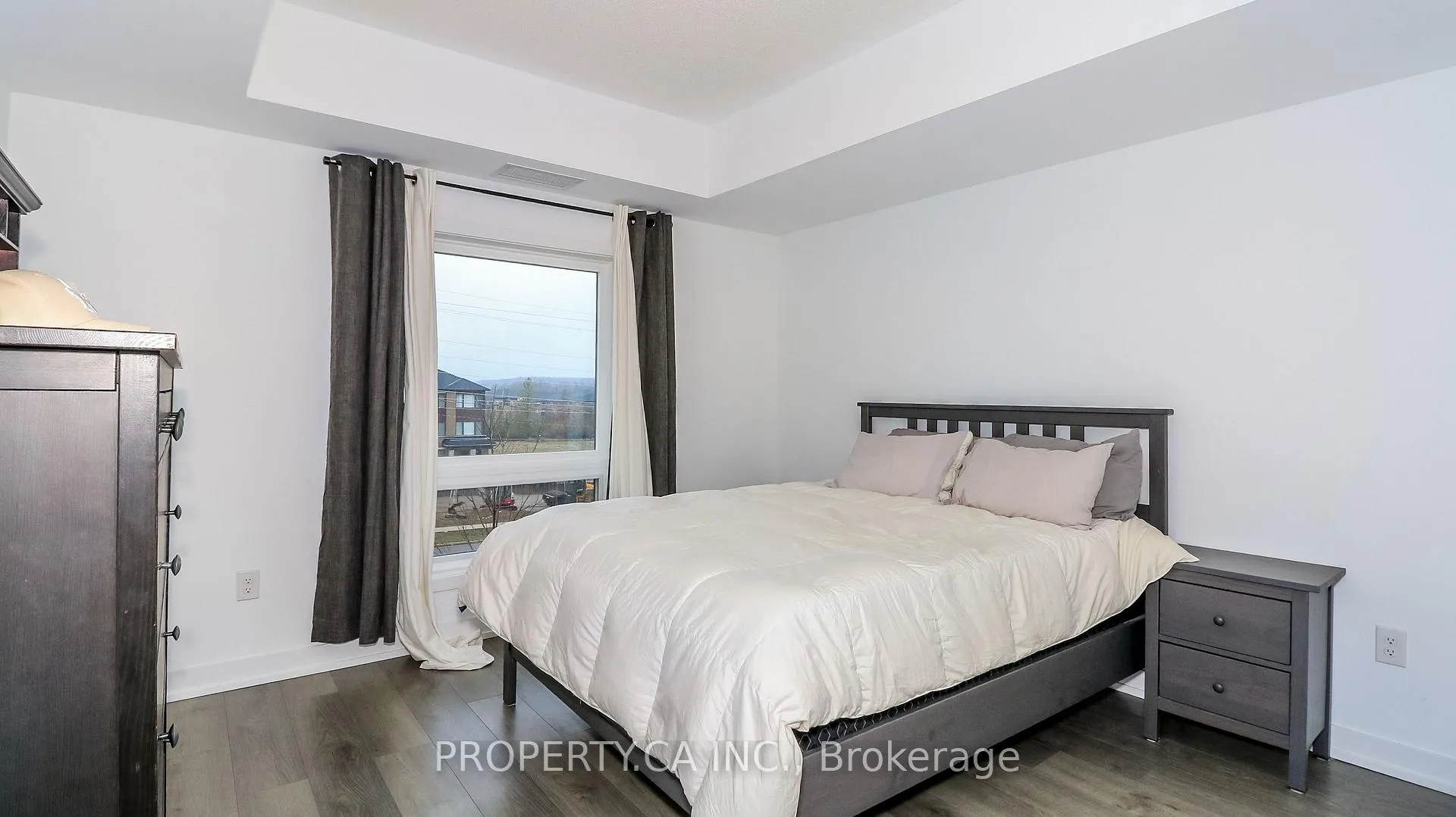Photo 9 of Unit 212, 4 Spice Way, Barrie, Rural Barrie Southeast — HOMEH