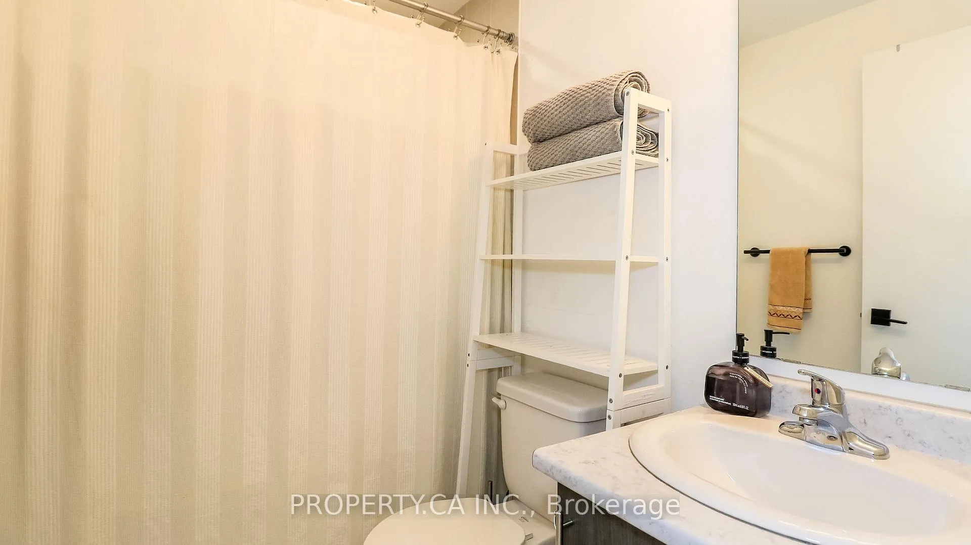 Photo 13 of Unit 212, 4 Spice Way, Barrie, Rural Barrie Southeast — HOMEH