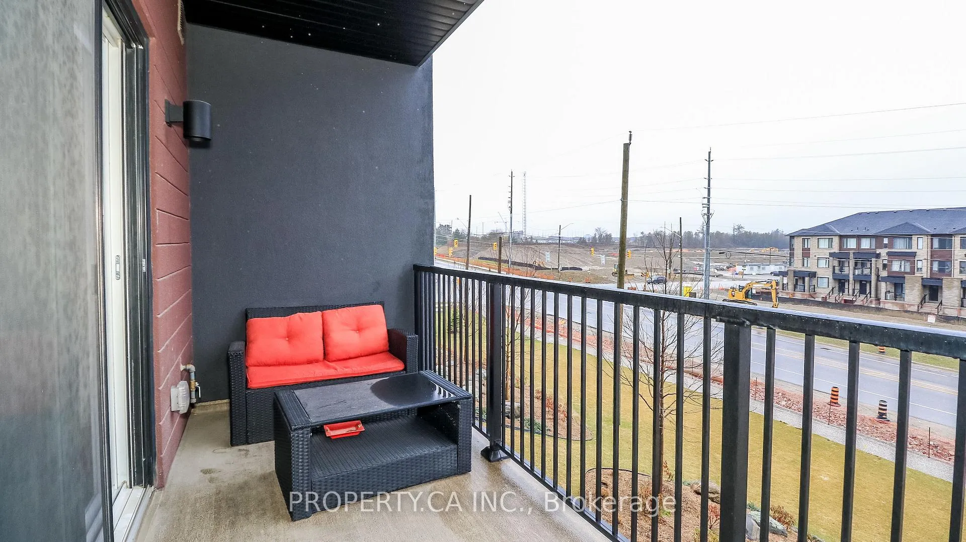 Photo 15 of Unit 212, 4 Spice Way, Barrie, Rural Barrie Southeast — HOMEH