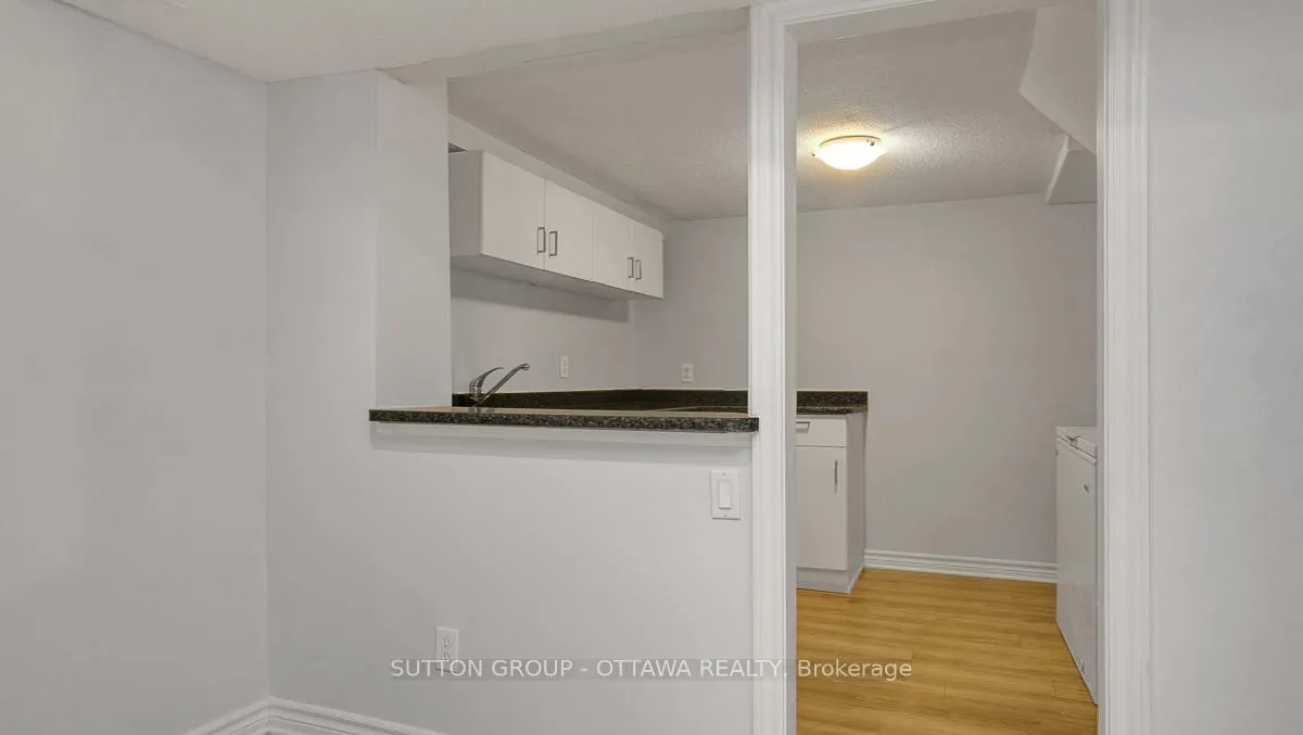 Photo 41 of 38 Beaver Ridge, Ottawa, City View/Skyline/Fisher Heights/Parkwood Hills — HOMEH