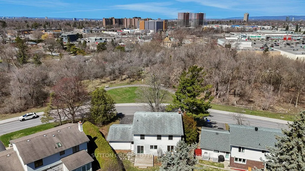 Photo 42 of 38 Beaver Ridge, Ottawa, City View/Skyline/Fisher Heights/Parkwood Hills — HOMEH