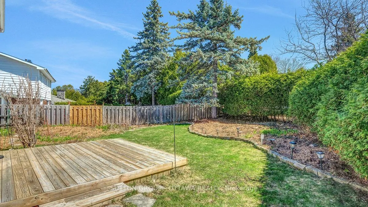 Photo 47 of 38 Beaver Ridge, Ottawa, City View/Skyline/Fisher Heights/Parkwood Hills — HOMEH