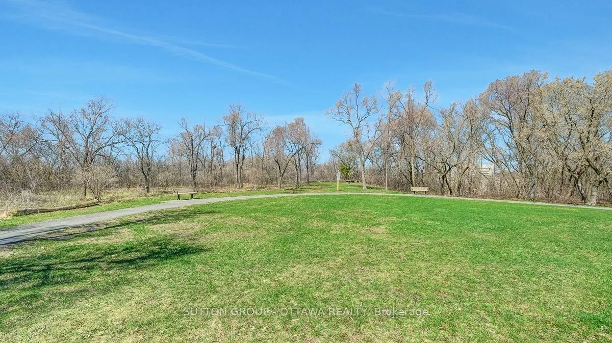 Photo 49 of 38 Beaver Ridge, Ottawa, City View/Skyline/Fisher Heights/Parkwood Hills — HOMEH
