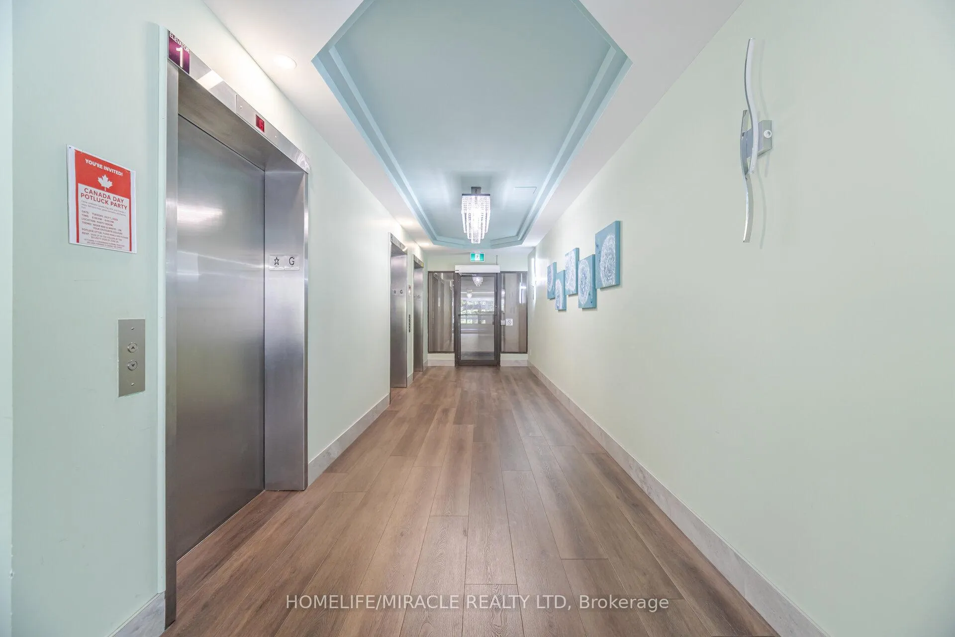 Photo 6 of Unit 401, 26 Hanover Road, Brampton, Queen Street Corridor — HOMEH