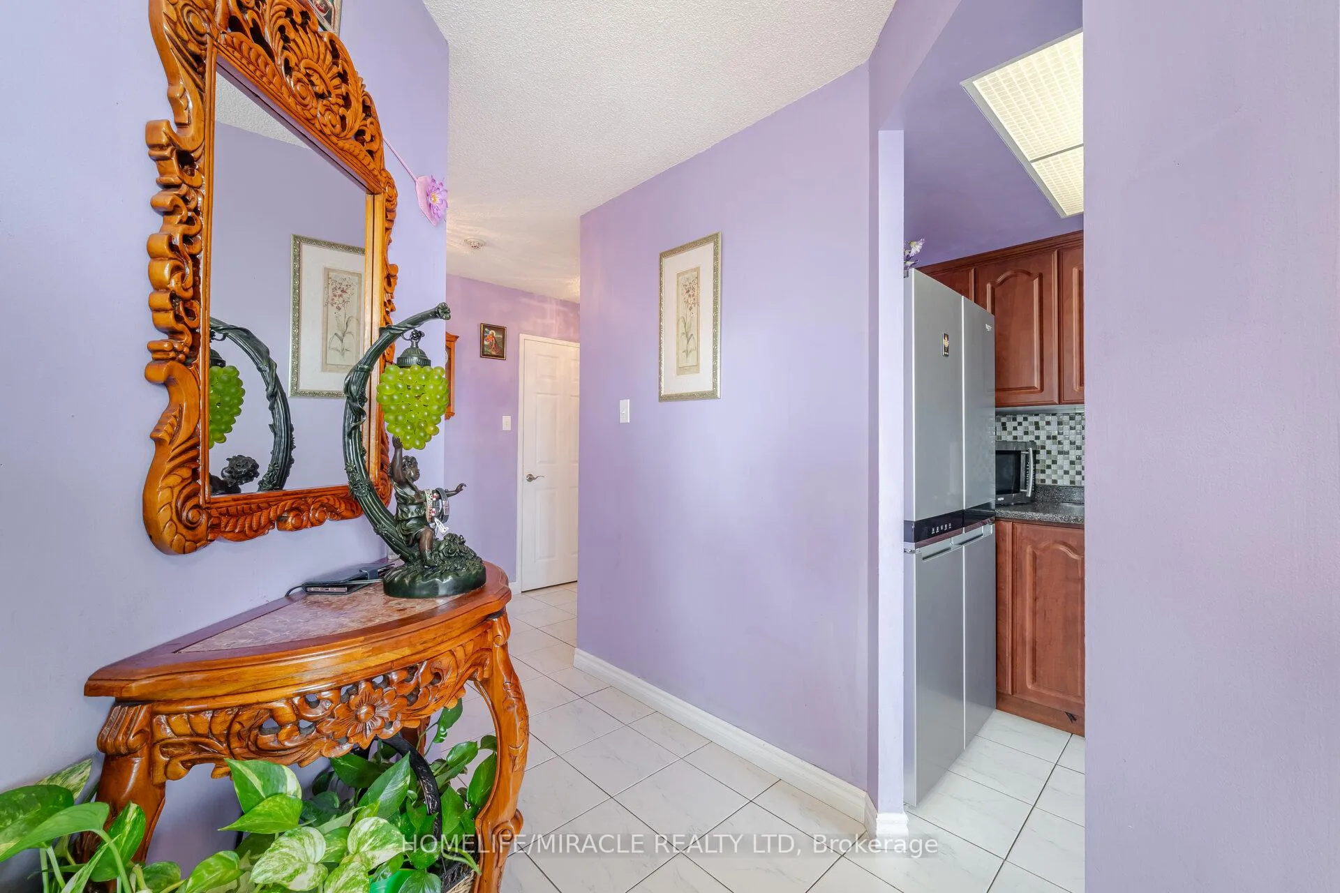 Photo 10 of Unit 401, 26 Hanover Road, Brampton, Queen Street Corridor — HOMEH