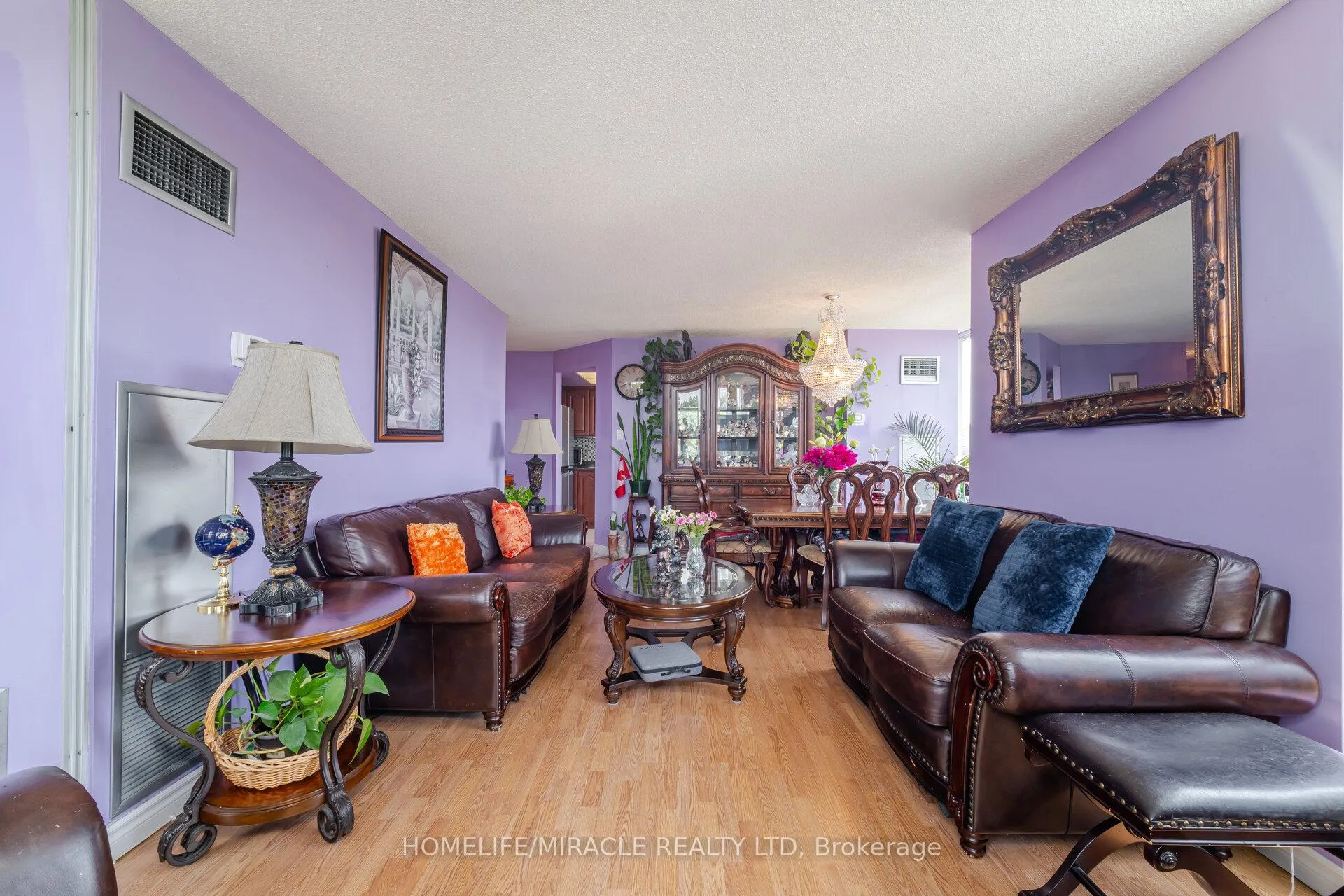 Photo 11 of Unit 401, 26 Hanover Road, Brampton, Queen Street Corridor — HOMEH