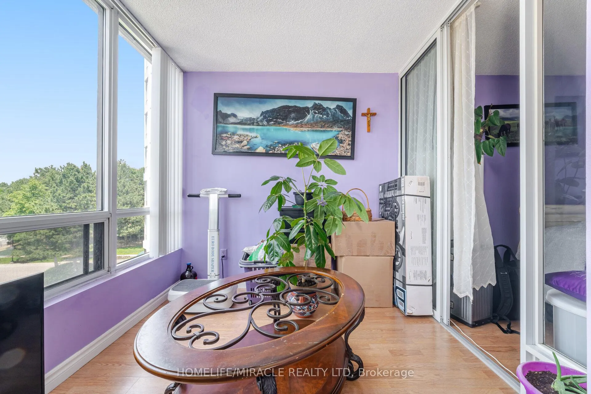 Photo 17 of Unit 401, 26 Hanover Road, Brampton, Queen Street Corridor — HOMEH