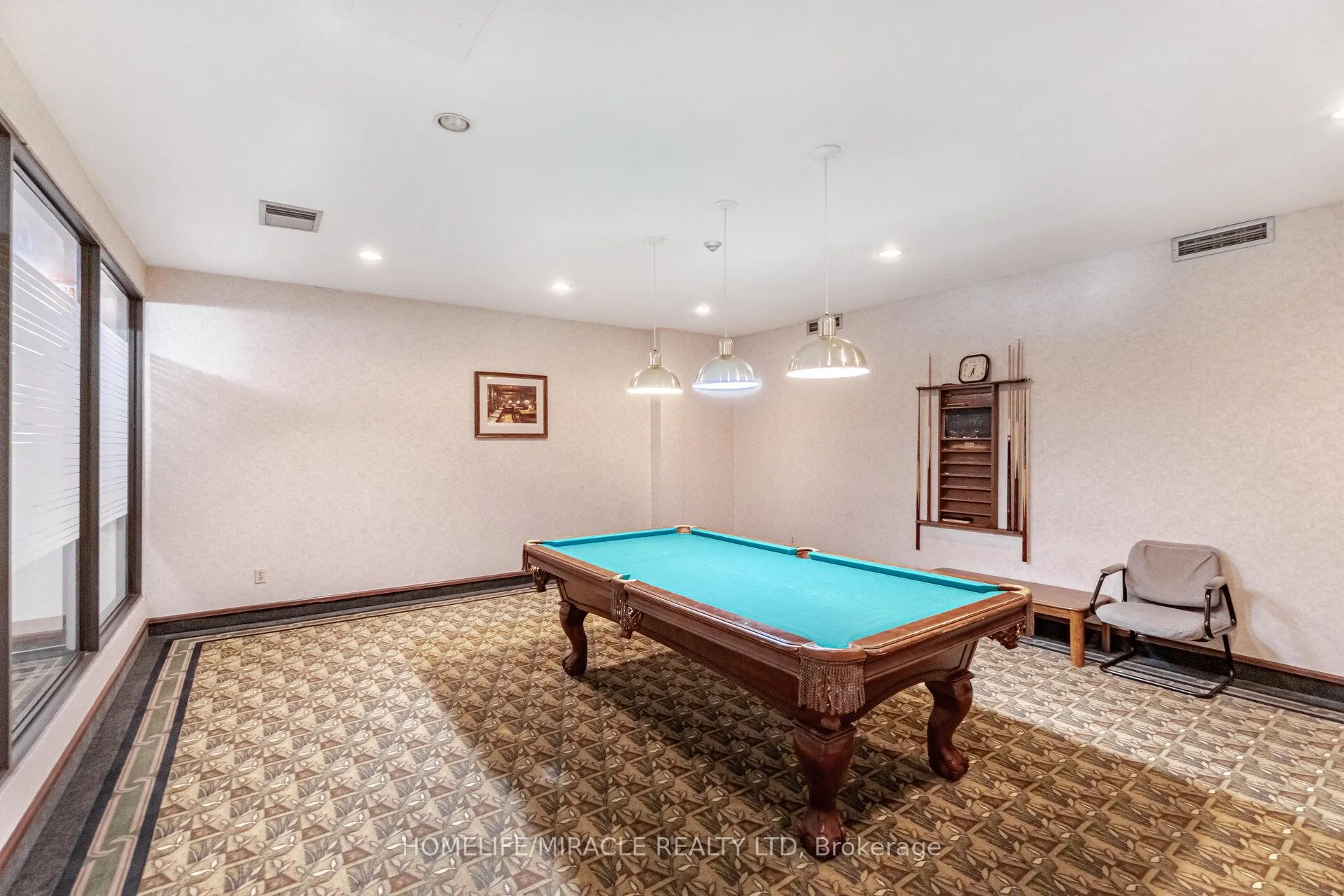 Photo 33 of Unit 401, 26 Hanover Road, Brampton, Queen Street Corridor — HOMEH