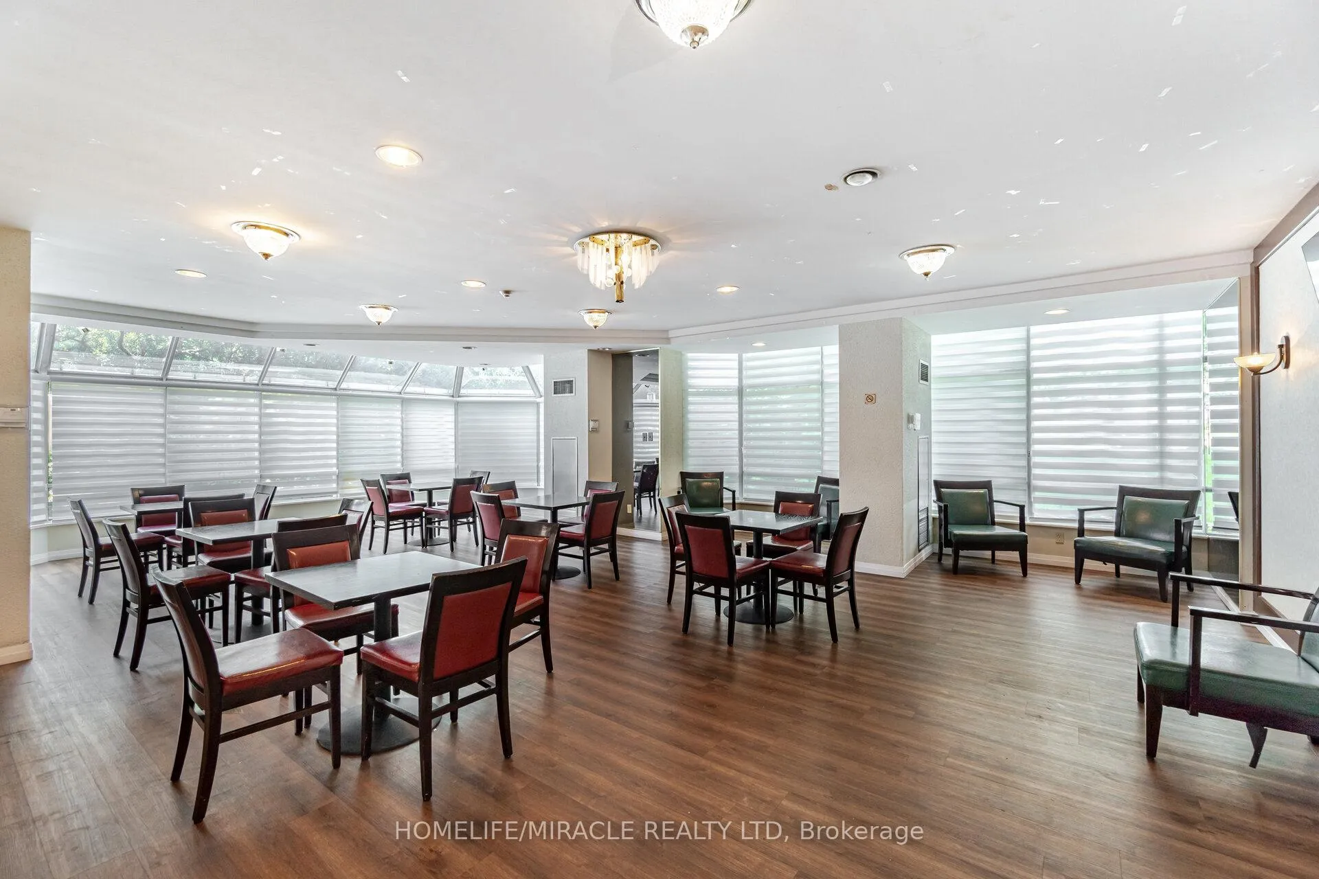 Photo 34 of Unit 401, 26 Hanover Road, Brampton, Queen Street Corridor — HOMEH