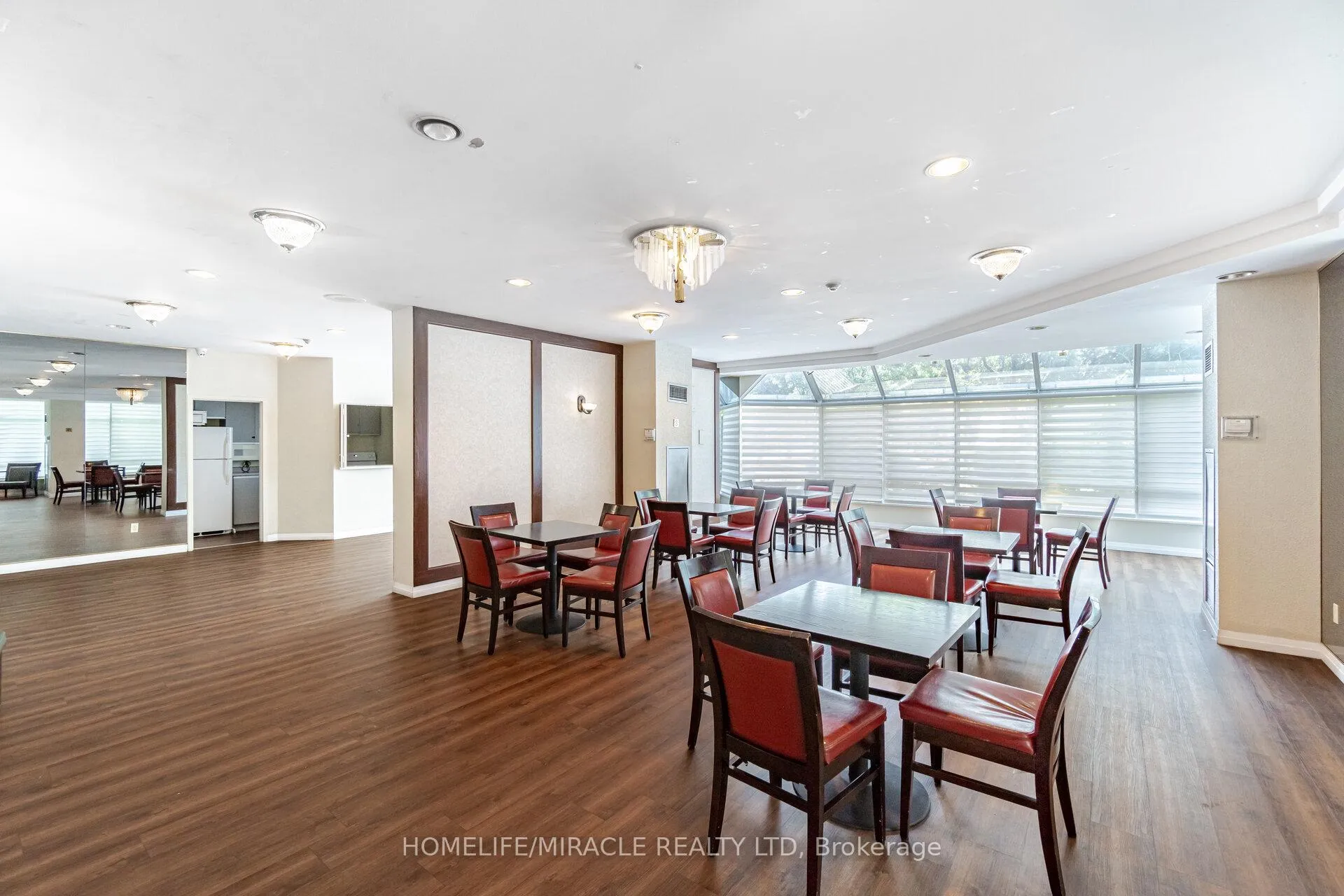 Photo 35 of Unit 401, 26 Hanover Road, Brampton, Queen Street Corridor — HOMEH