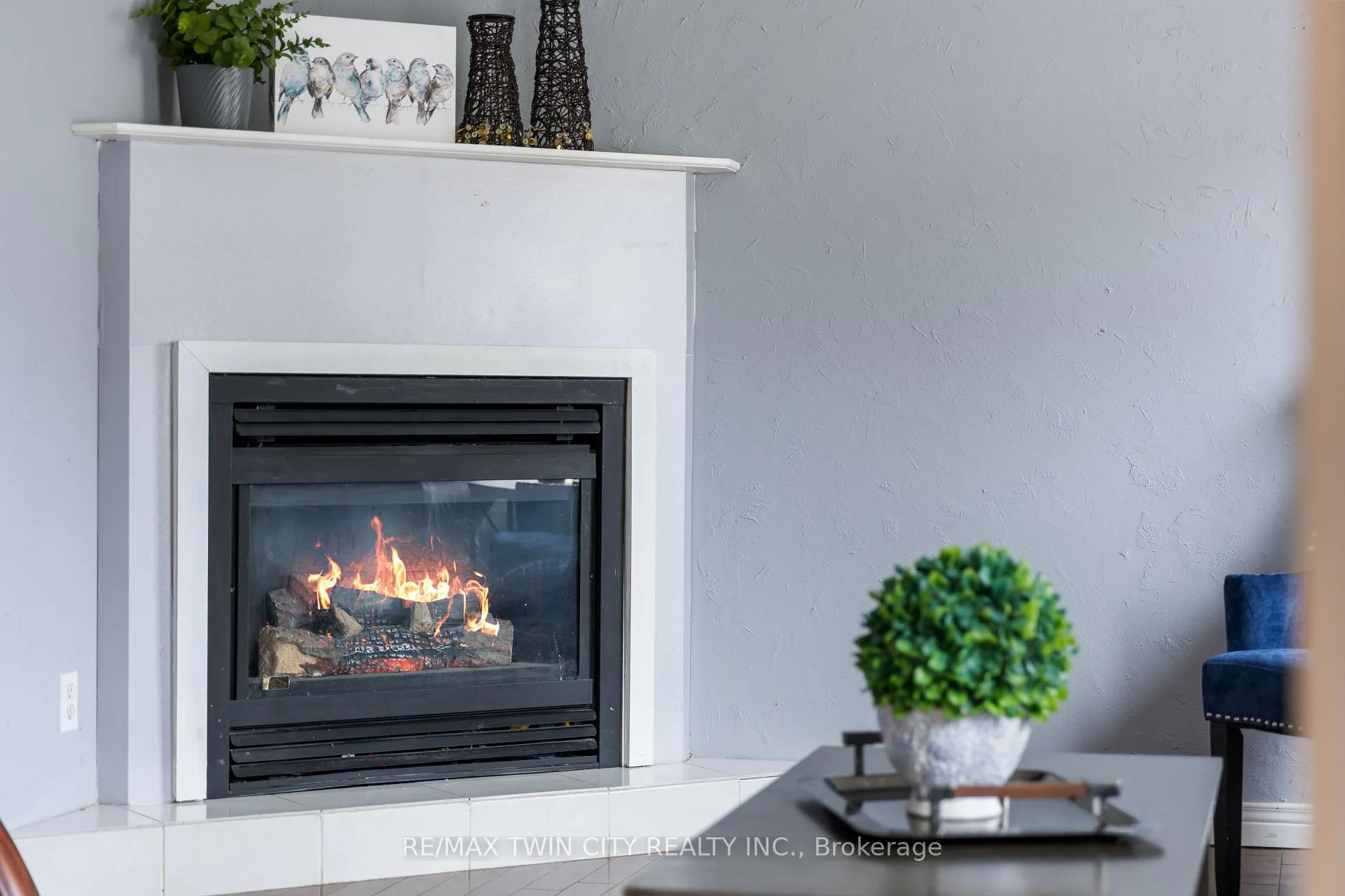 Photo 7 of 769 Scottsdale Drive, Guelph, Kortright West — HOMEH