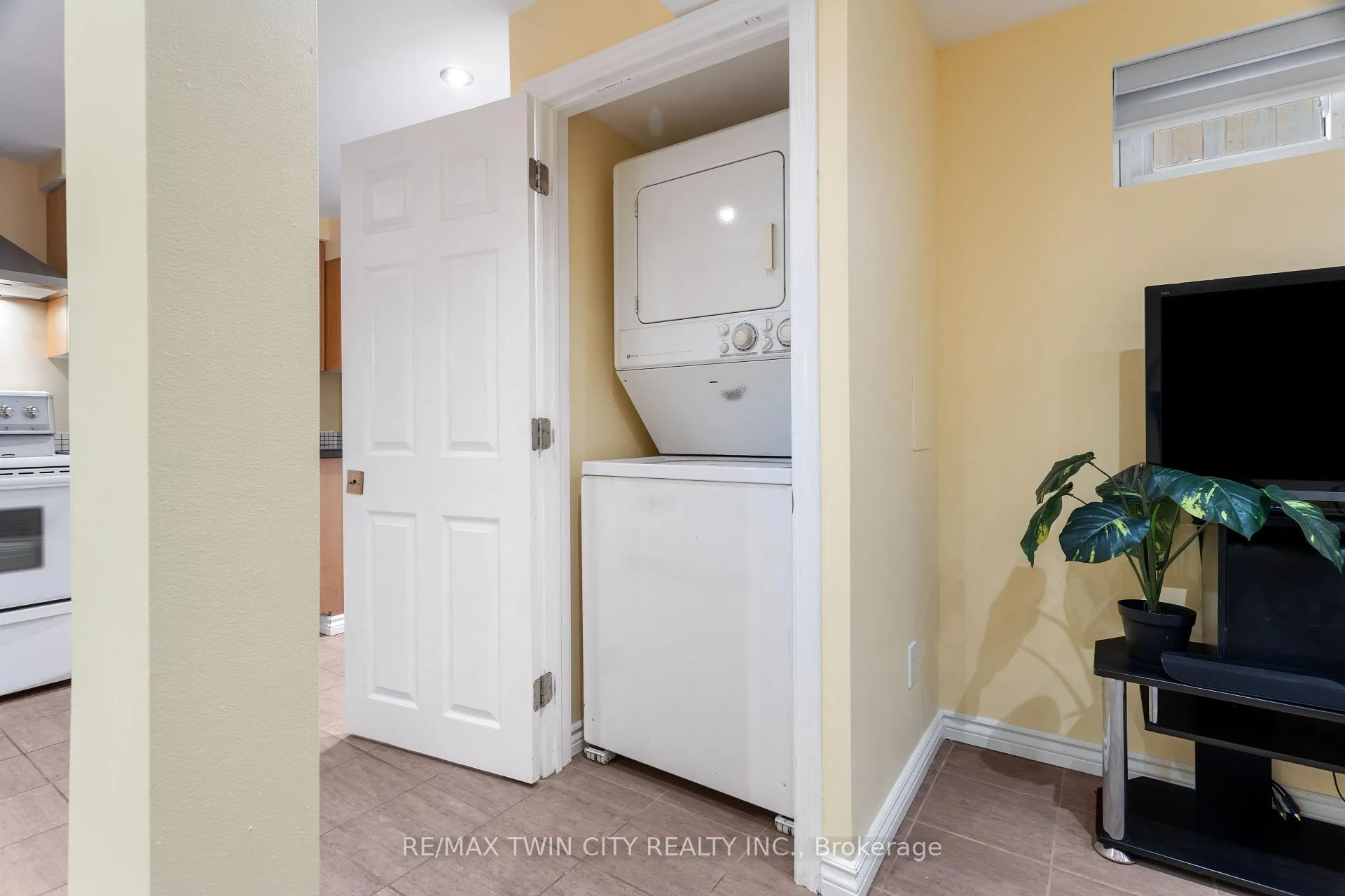 Photo 36 of 769 Scottsdale Drive, Guelph, Kortright West — HOMEH