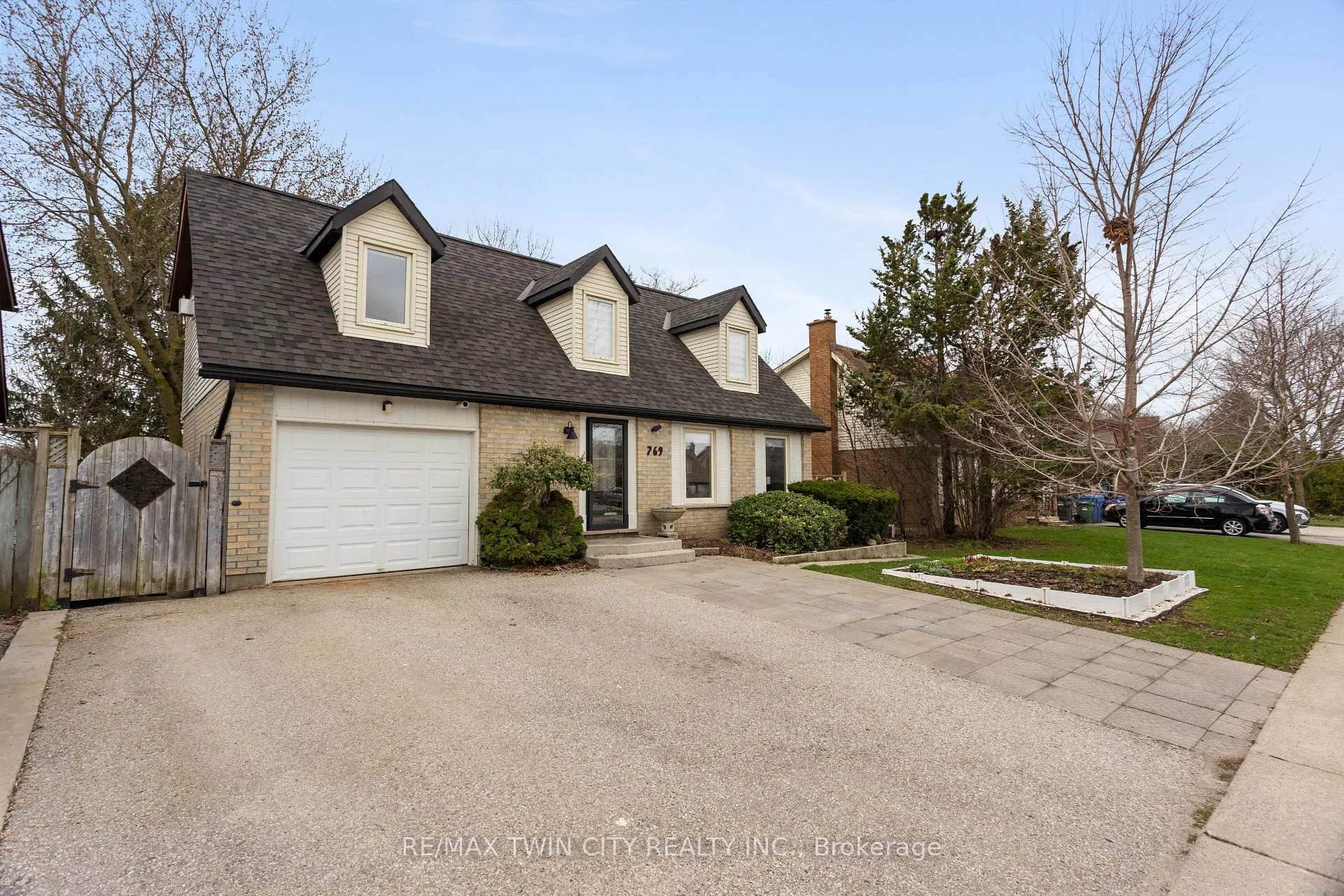 Photo 39 of 769 Scottsdale Drive, Guelph, Kortright West — HOMEH