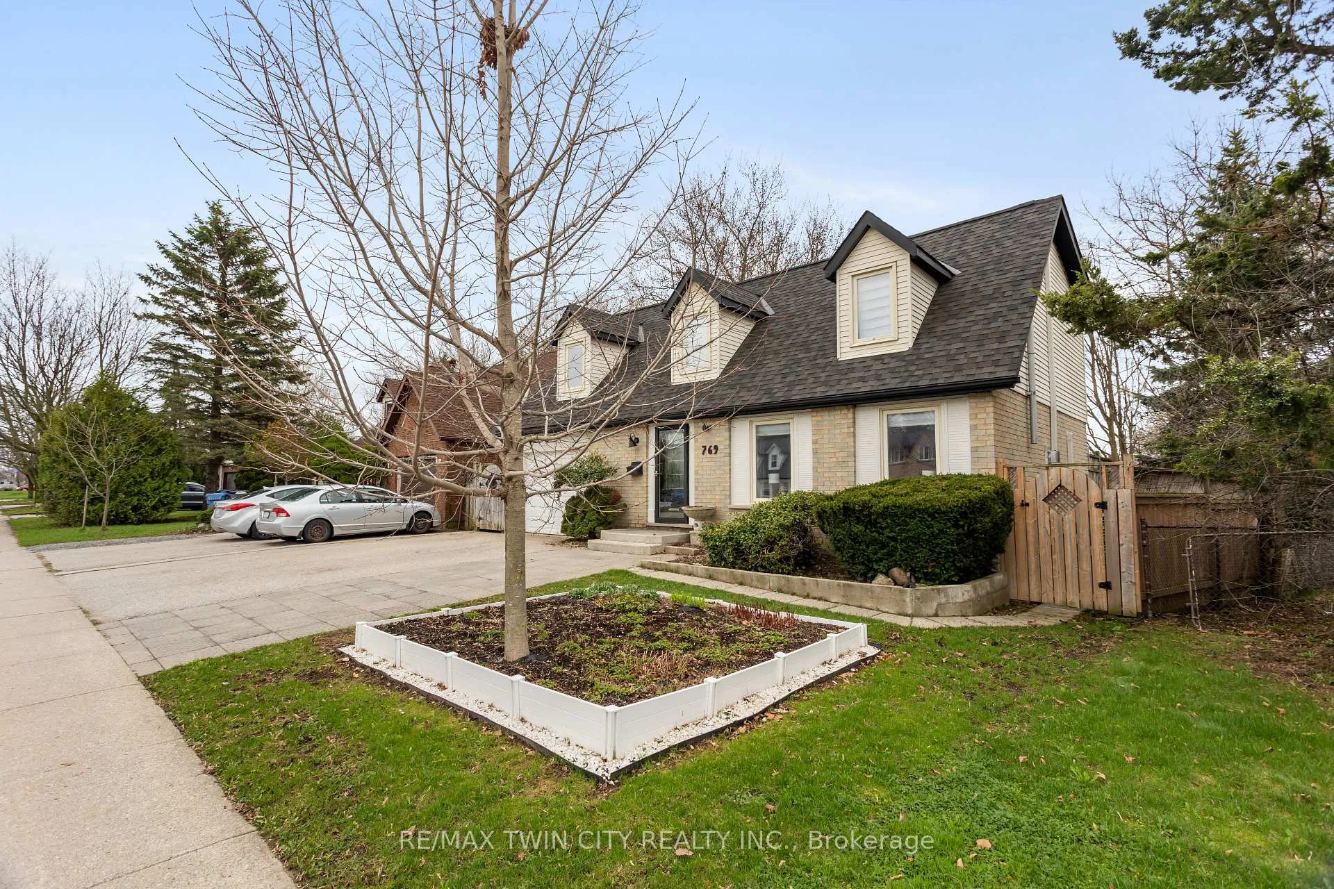 Photo 40 of 769 Scottsdale Drive, Guelph, Kortright West — HOMEH