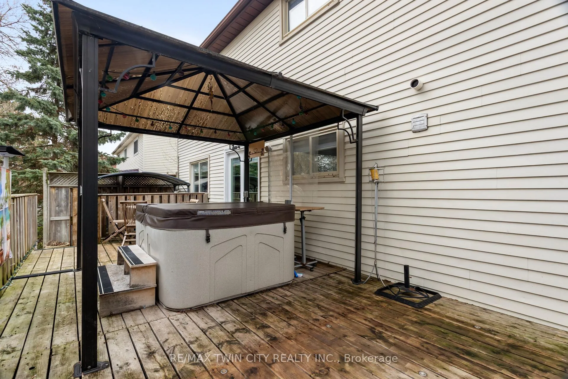 Photo 45 of 769 Scottsdale Drive, Guelph, Kortright West — HOMEH