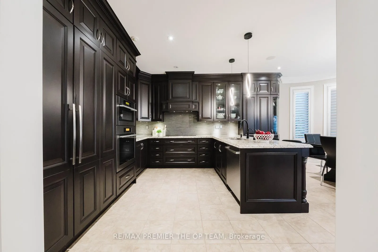 Photo 10 of 226 Via Borghese Street, Vaughan, Vellore Village — HOMEH