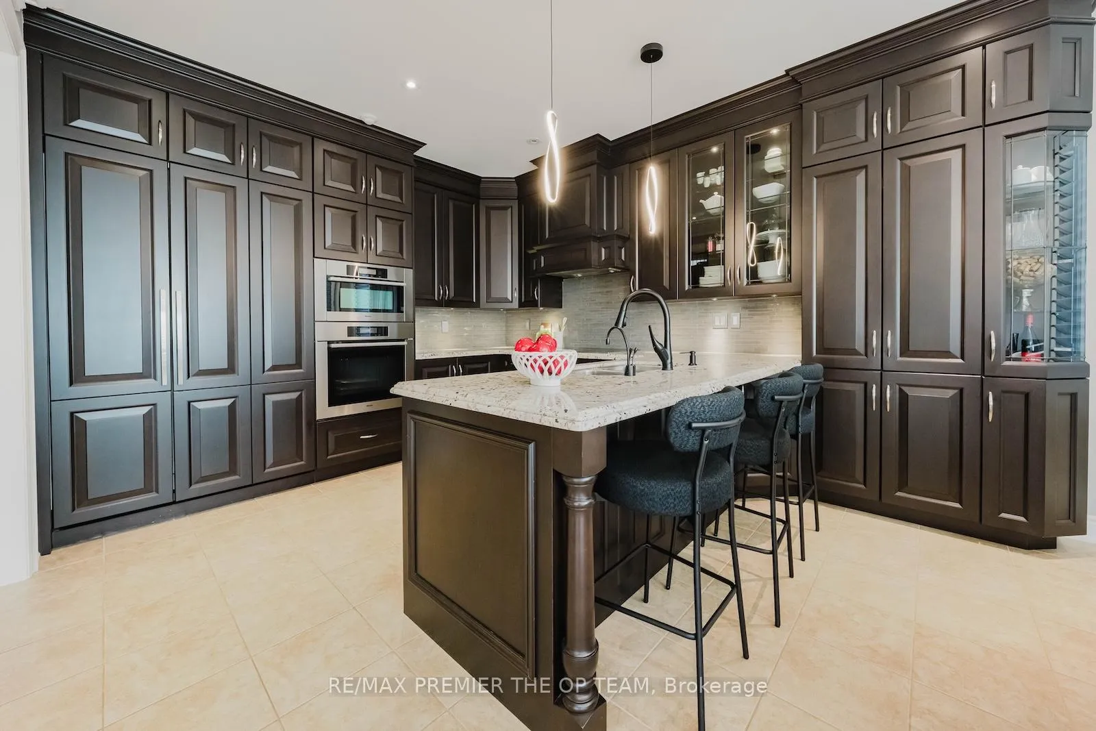 Photo 11 of 226 Via Borghese Street, Vaughan, Vellore Village — HOMEH