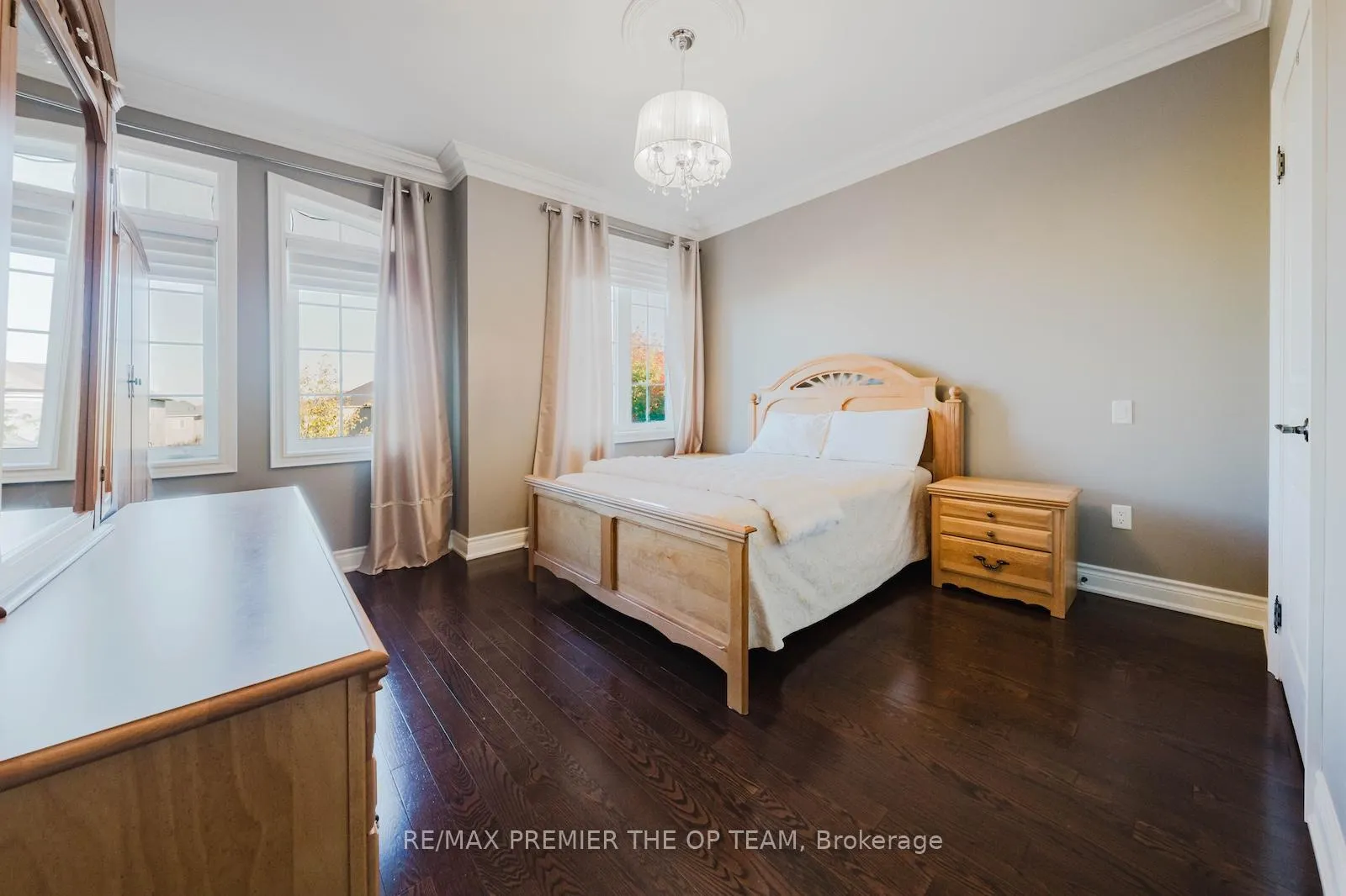 Photo 38 of 226 Via Borghese Street, Vaughan, Vellore Village — HOMEH