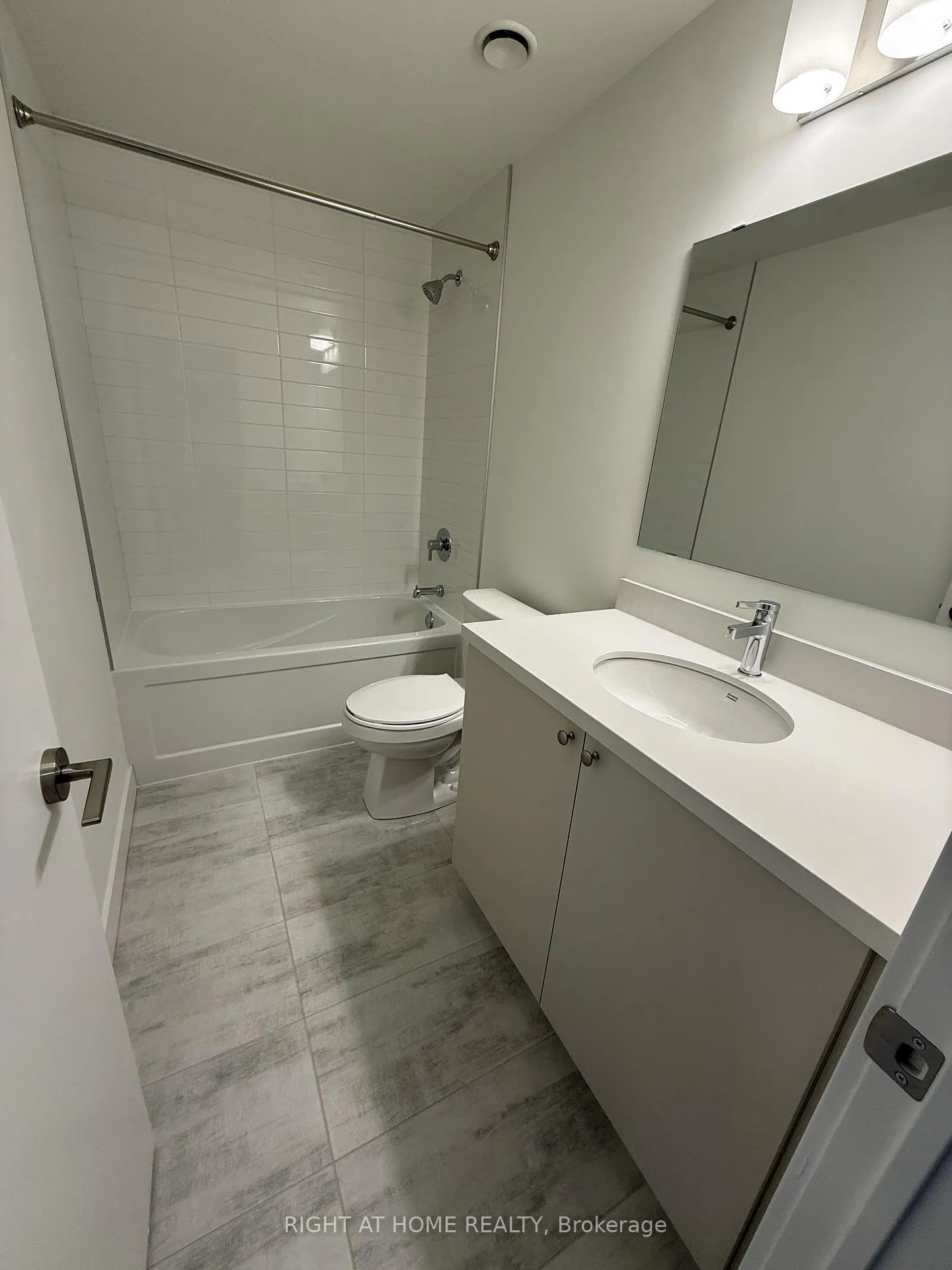 Photo 9 of Unit 1220, 51 Clarington Boulevard, Clarington, Bowmanville — HOMEH